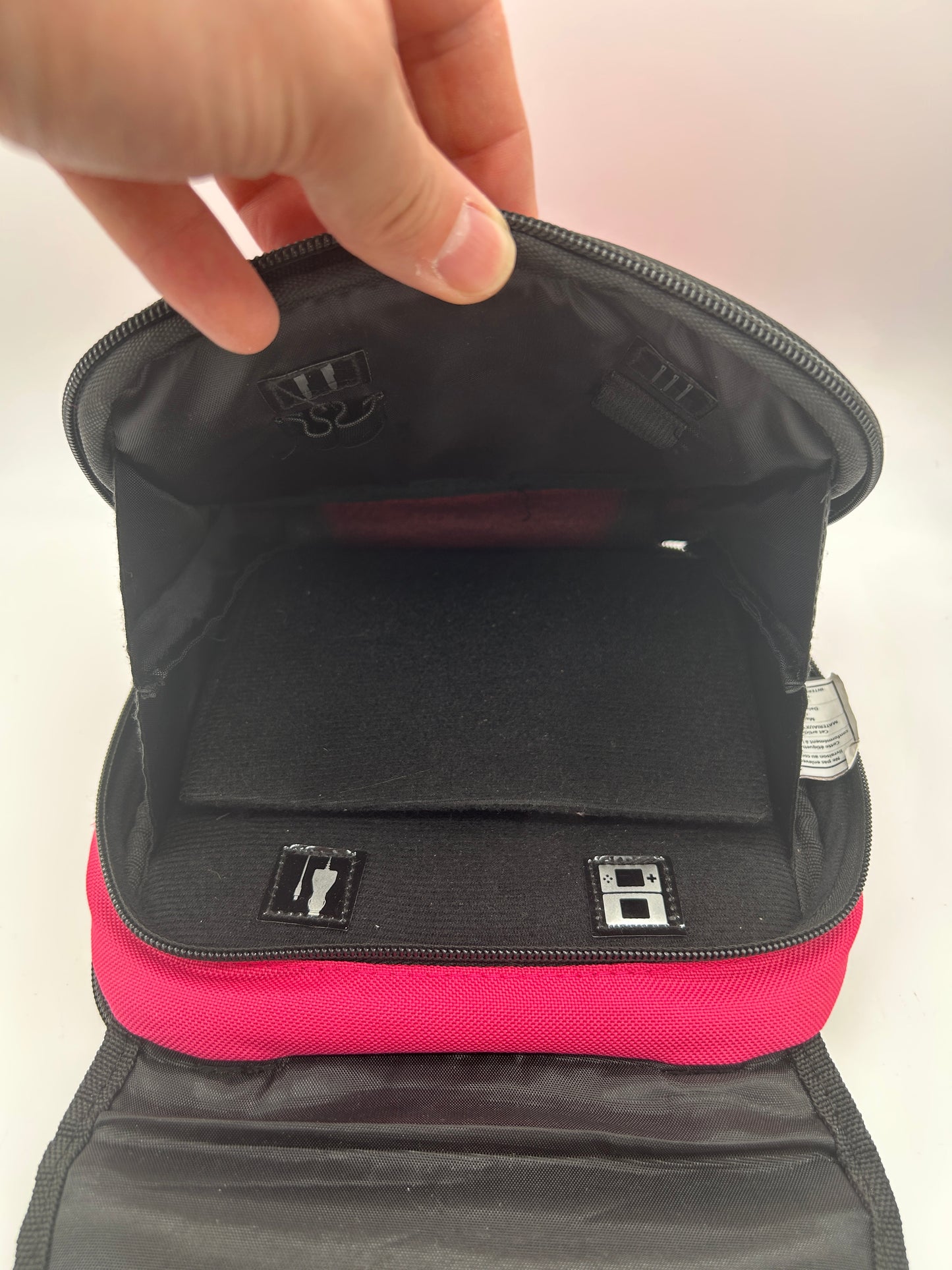 NiNTENDO DS | CASE CARRYiNG CASE GAME SYSTEM ORGANIZER