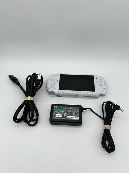 PiXEL-RETRO.COM : SONY PLAYSTATiON PORTABLE [PSP] CONSOLE | MODEL WHITE PSP3001 PSP 3001