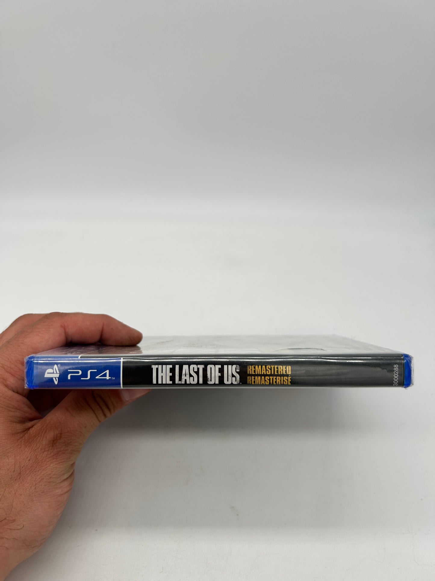 SONY PLAYSTATiON 4 [PS4] | THE LAST OF US REMASTERED