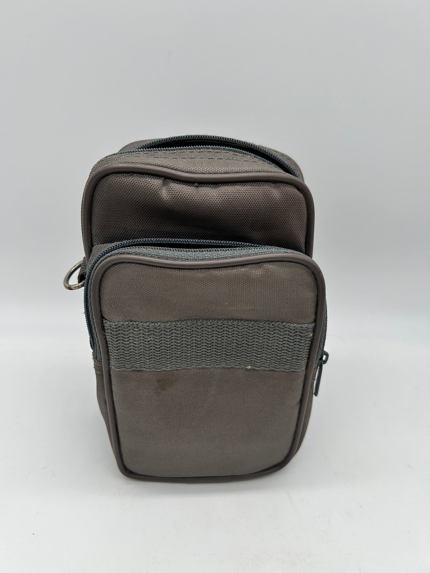 PiXEL-RETRO.COM : NINTENDO game boy CARRYING CASE GAME SYSTEM ORGANIZER 