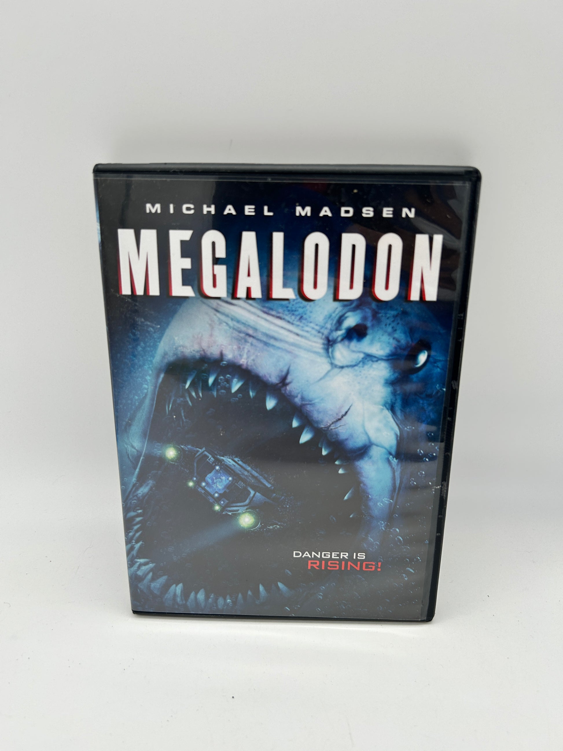 FiLM DVD | MEGALODON