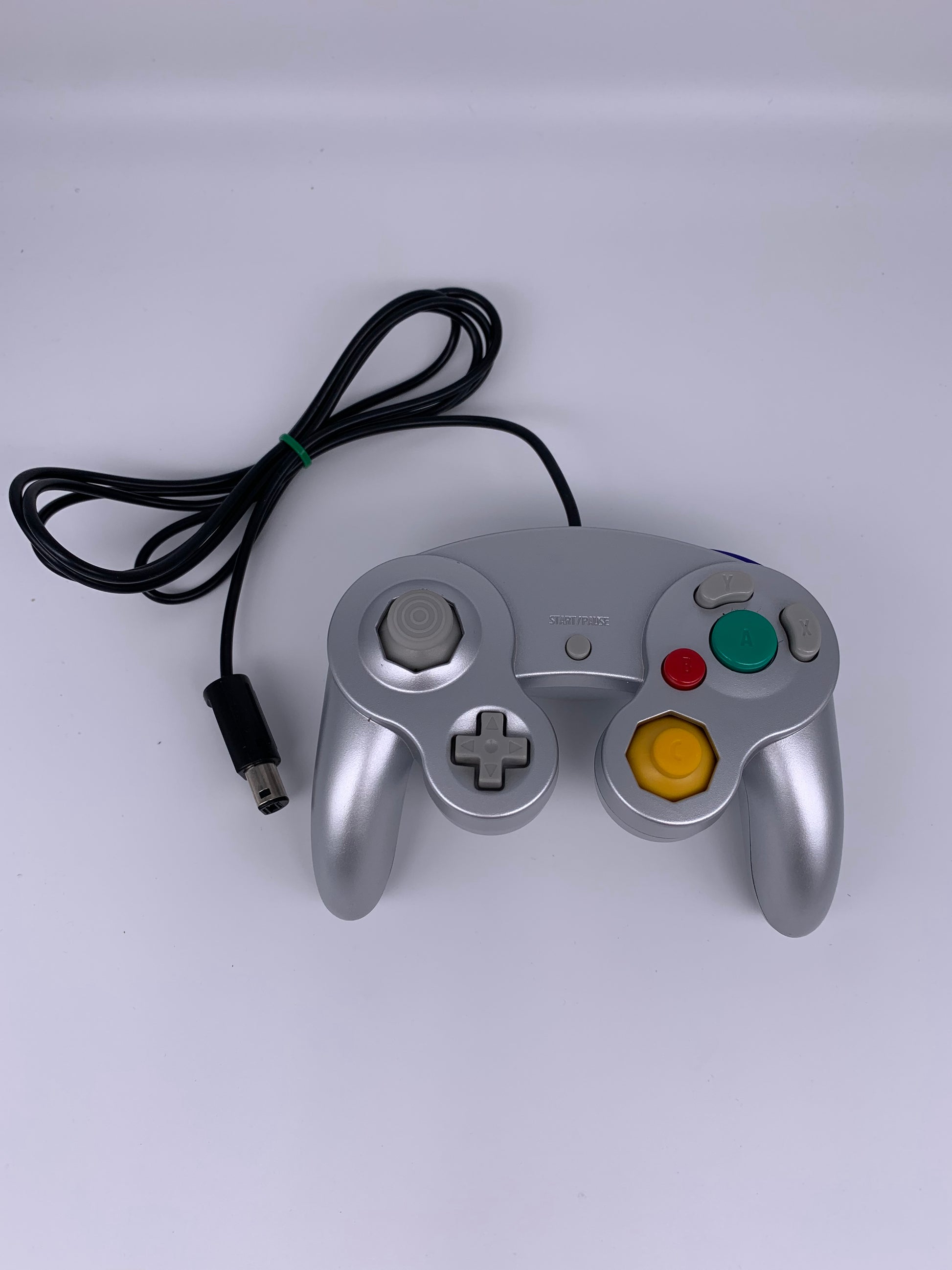 PiXEL-RETRO.COM : NINTENDO GAMECUBE CONTROLLER 3RD PARTY SILVER NTSC