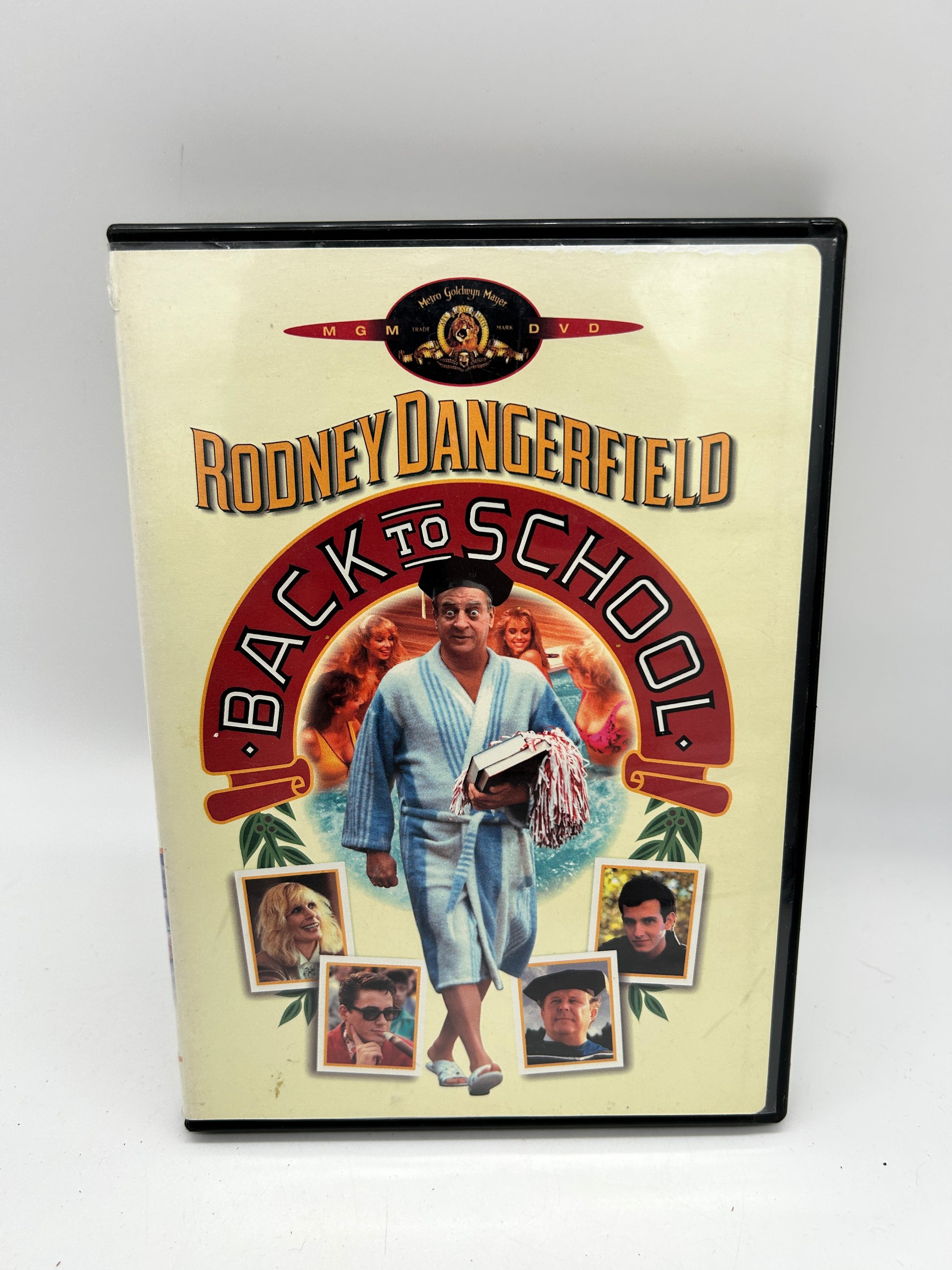 FiLM DVD | BACK TO SCHOOL