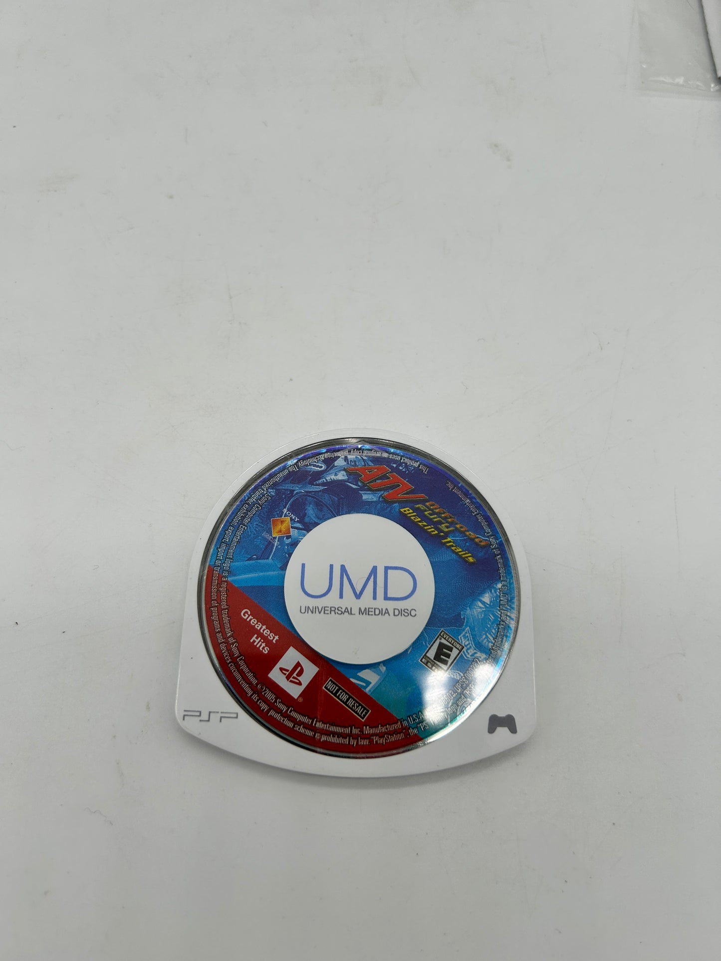 SONY PLAYSTATiON PORTABLE [PSP] CONSOLE | MODEL NOiRE BLACK PSP1001 | ENTERTAiNMENT PACK