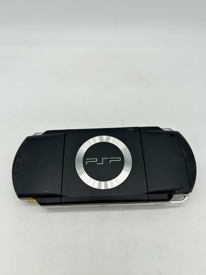 SONY PLAYSTATiON PORTABLE [PSP] CONSOLE | MODEL NOiRE BLACK PSP1001 | ENTERTAiNMENT PACK