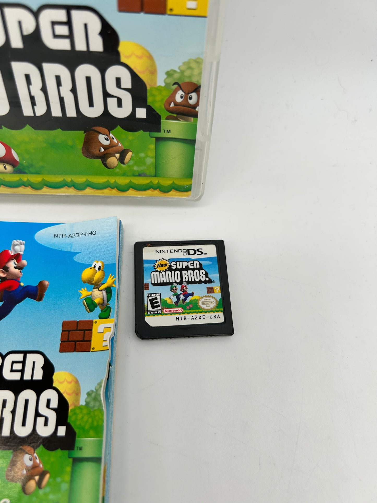 NiNTENDO DS | NEW SUPER MARiO BROS