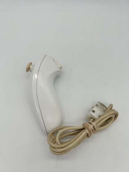 PiXEL-RETRO.COM : NINTENDO WII NTSC WHITE NUNCHUCK CONTROLLER