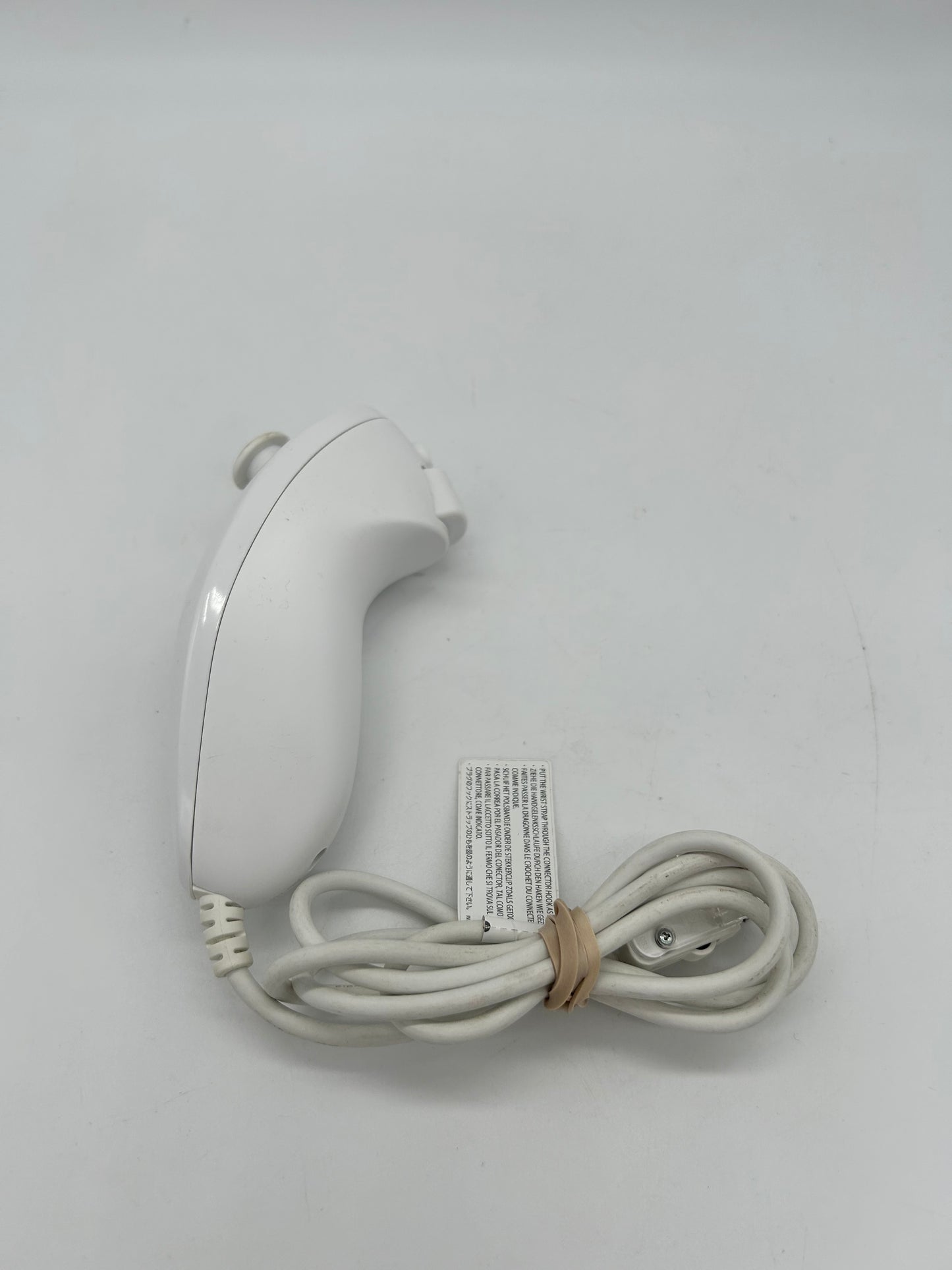 PiXEL-RETRO.COM : NINTENDO WII NTSC WHITE NUNCHUCK CONTROLLER