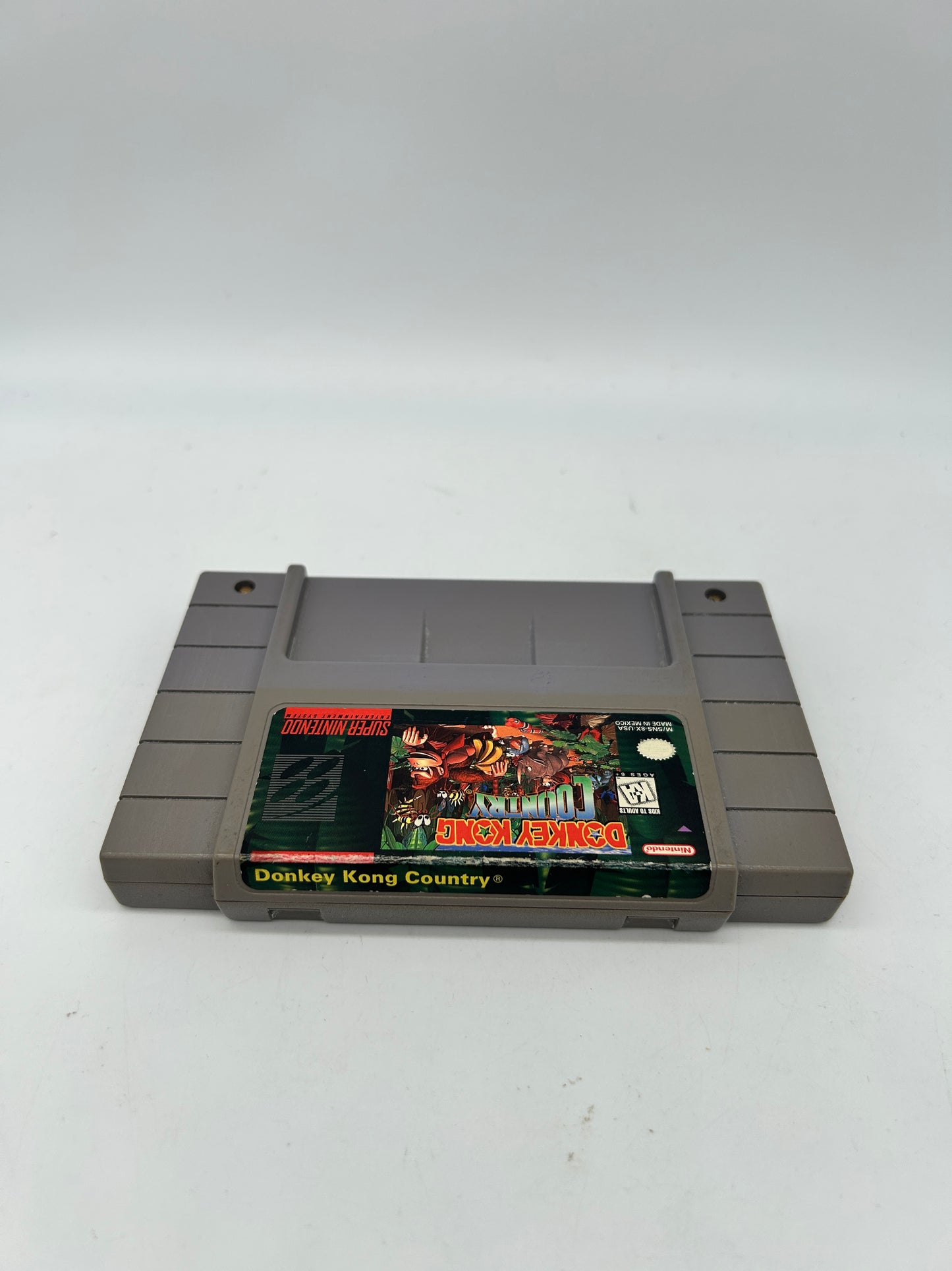 SUPER NiNTENDO [SNES] | DONKEY KONG COUNTRY
