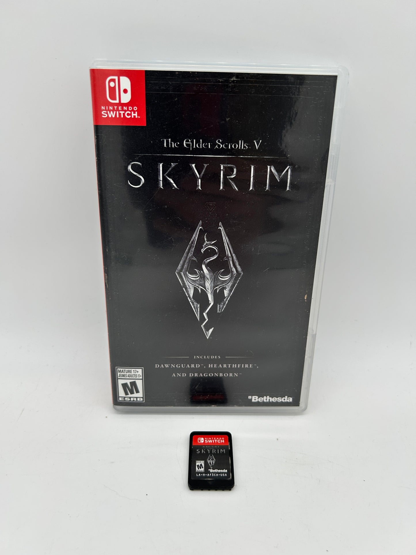 PiXEL-RETRO.COM : NINTENDO SWITCH NEW SEALED IN BOX COMPLETE MANUAL GAME NTSC THE ELDER SCROLLS V SKYRIM