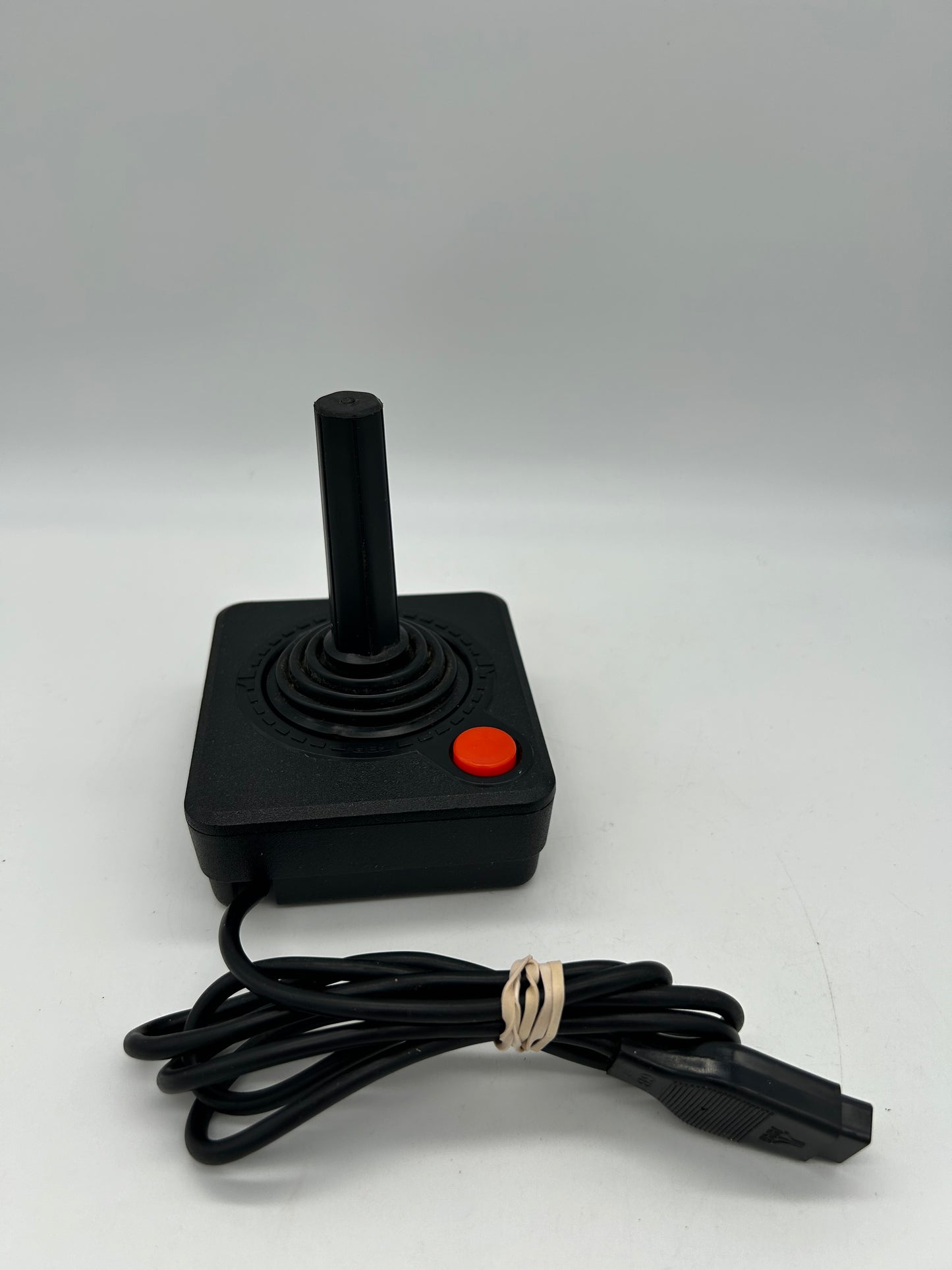 ATARI 2600 CONSOLE | MODEL JUNiOR