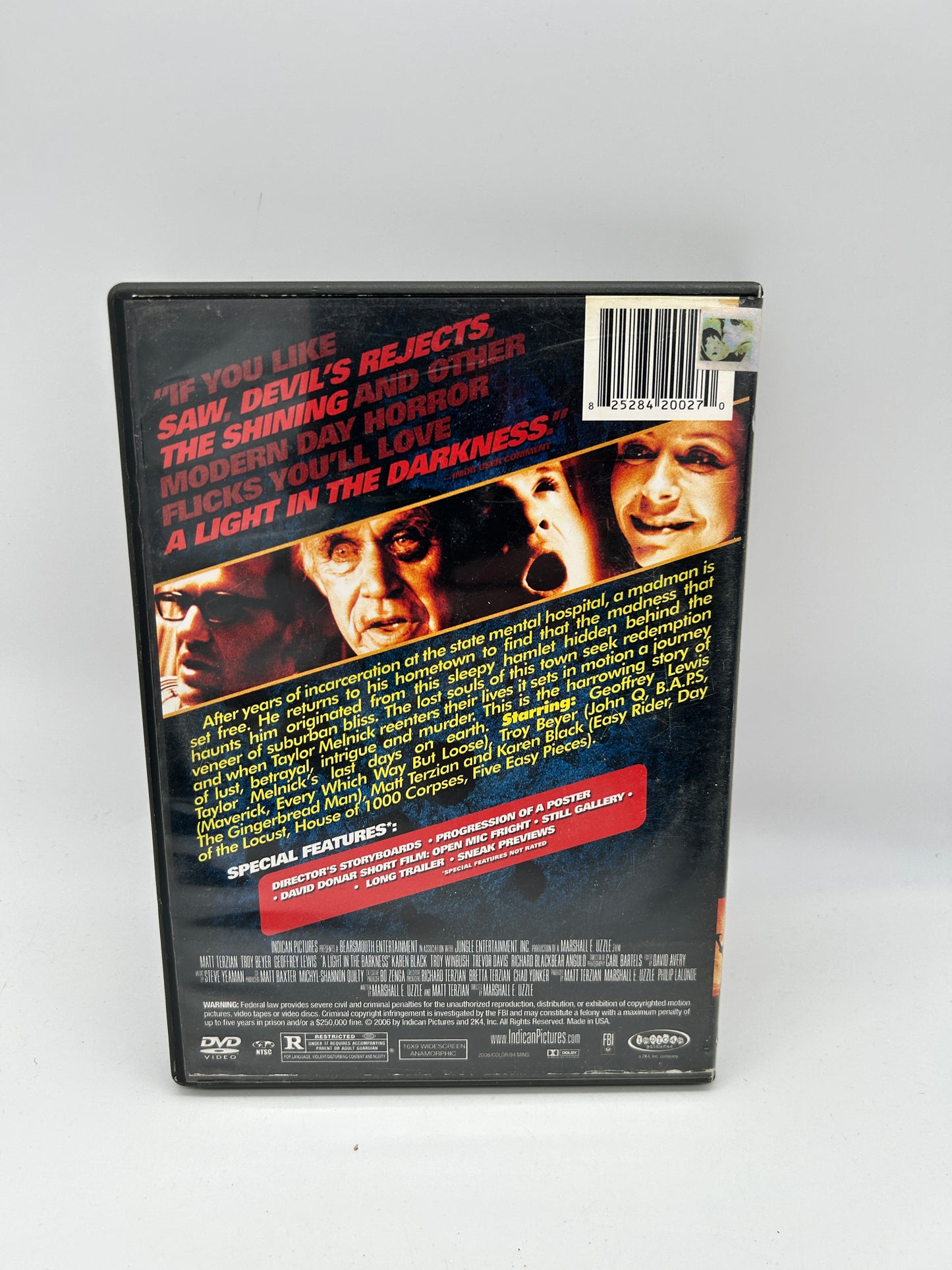 FiLM DVD | A LiGHT iN THE DARKNESS