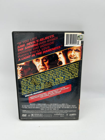 FiLM DVD | A LiGHT iN THE DARKNESS