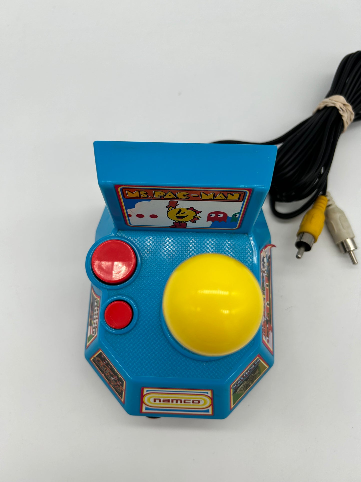 JAKKS PACiFiC PLUG AND PLAY TV GAMES CONSOLE | NAMCO MS. PAC-MAN 2004