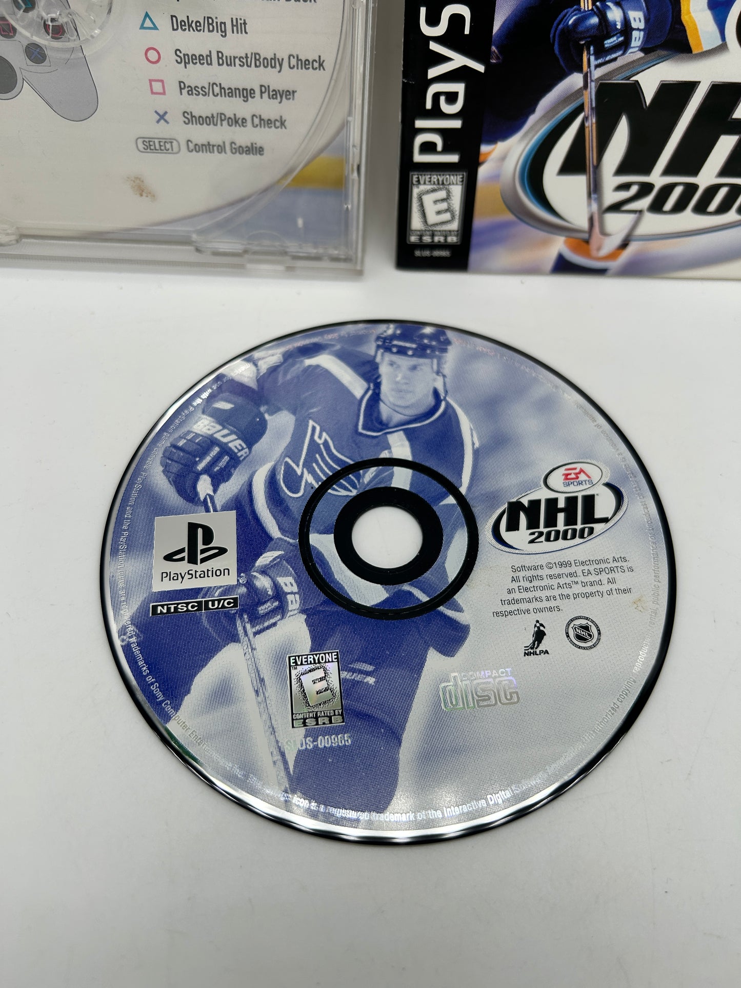 SONY PLAYSTATiON [PS1] | NHL 2000