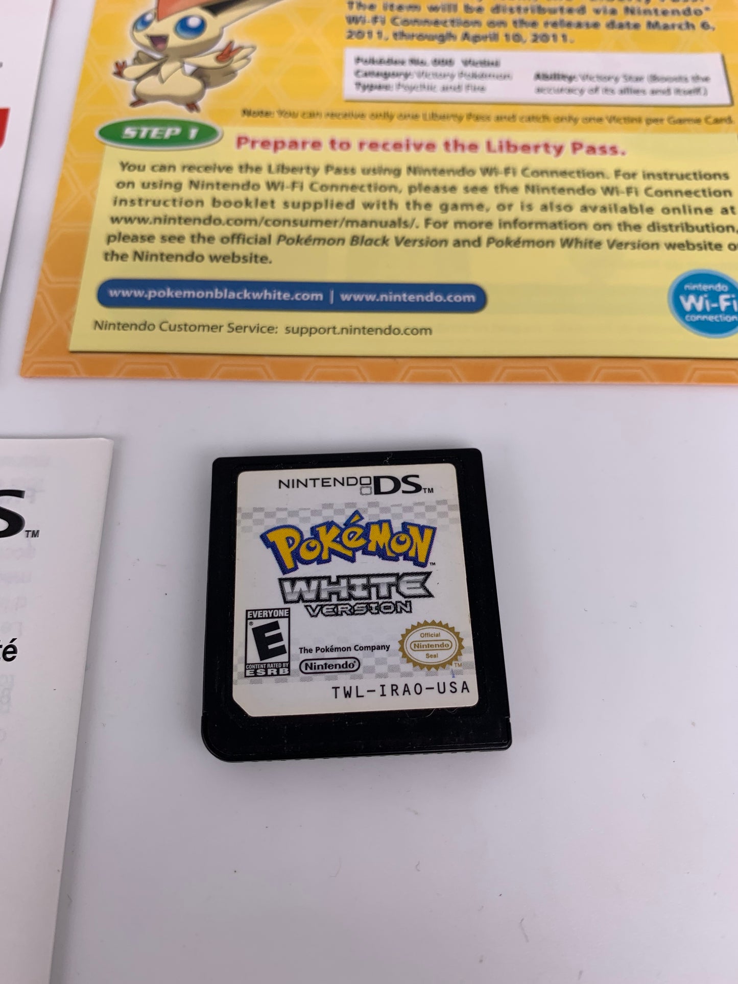 NiNTENDO DS | POKEMON WHiTE VERSiON