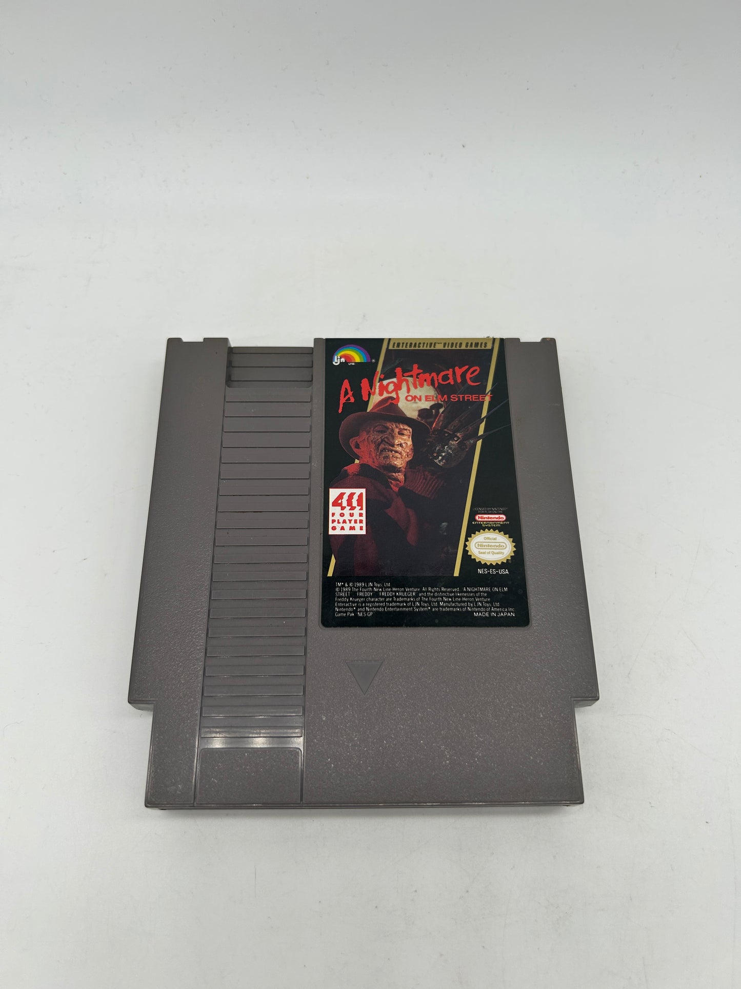 PiXEL-RETRO.COM : NINTENDO ENTERTAiNMENT SYSTEM (NES) A NIGHTMARE ON ELM STREET