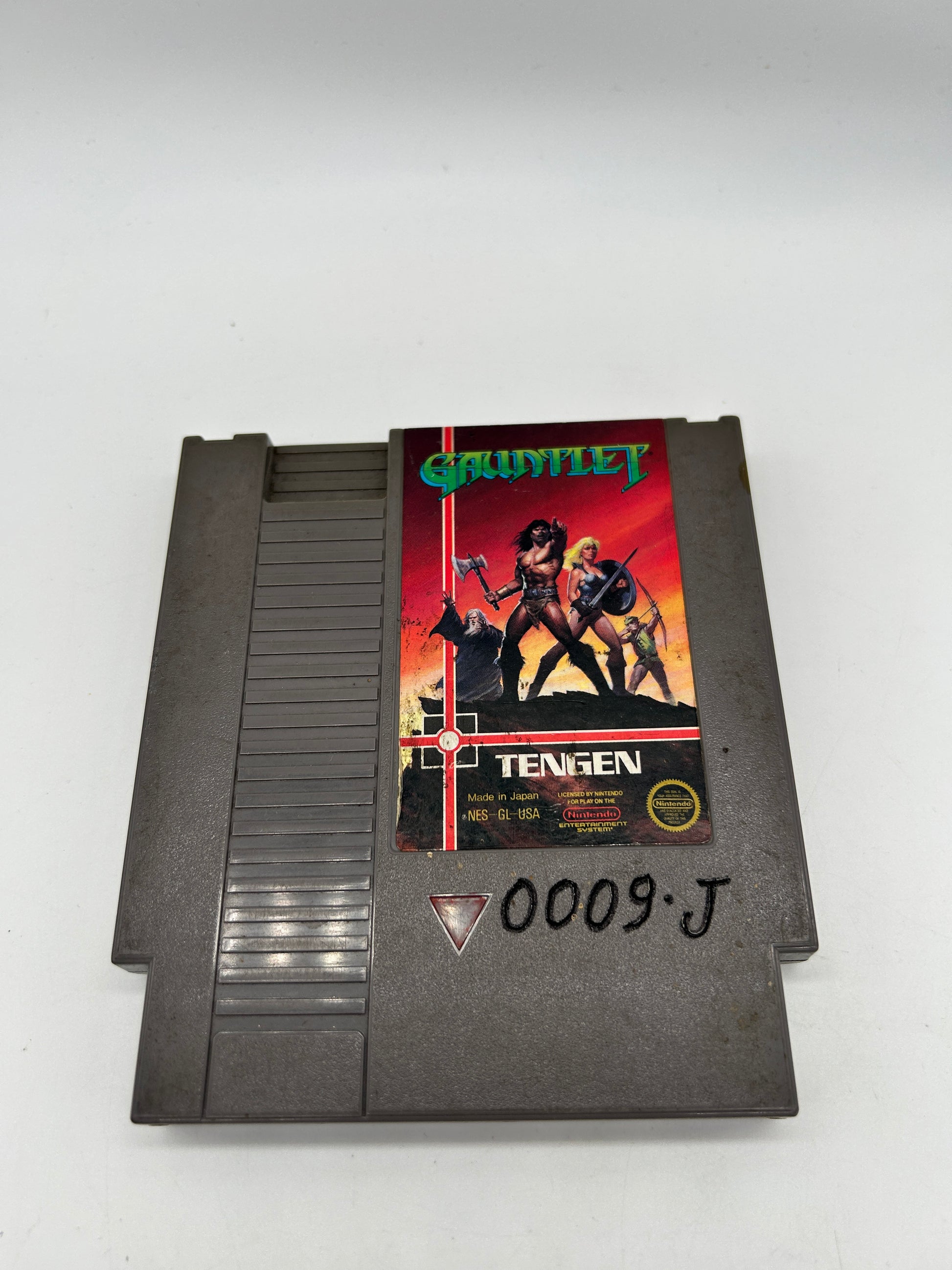 PiXEL-RETRO.COM : NINTENDO ENTERTAiNMENT SYSTEM (NES) GAME NTSC GAUNTLET