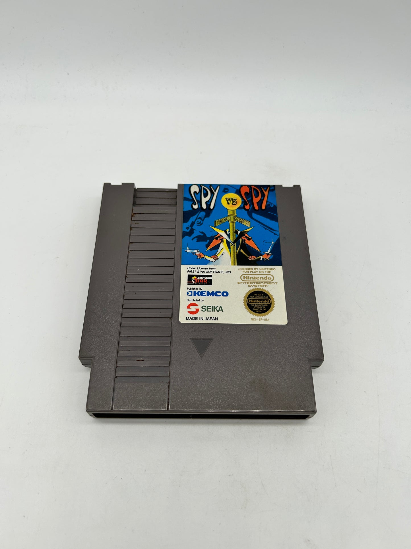 PiXEL-RETRO.COM : NINTENDO ENTERTAiNMENT SYSTEM (NES) GAME NTSC SPY VS SPY