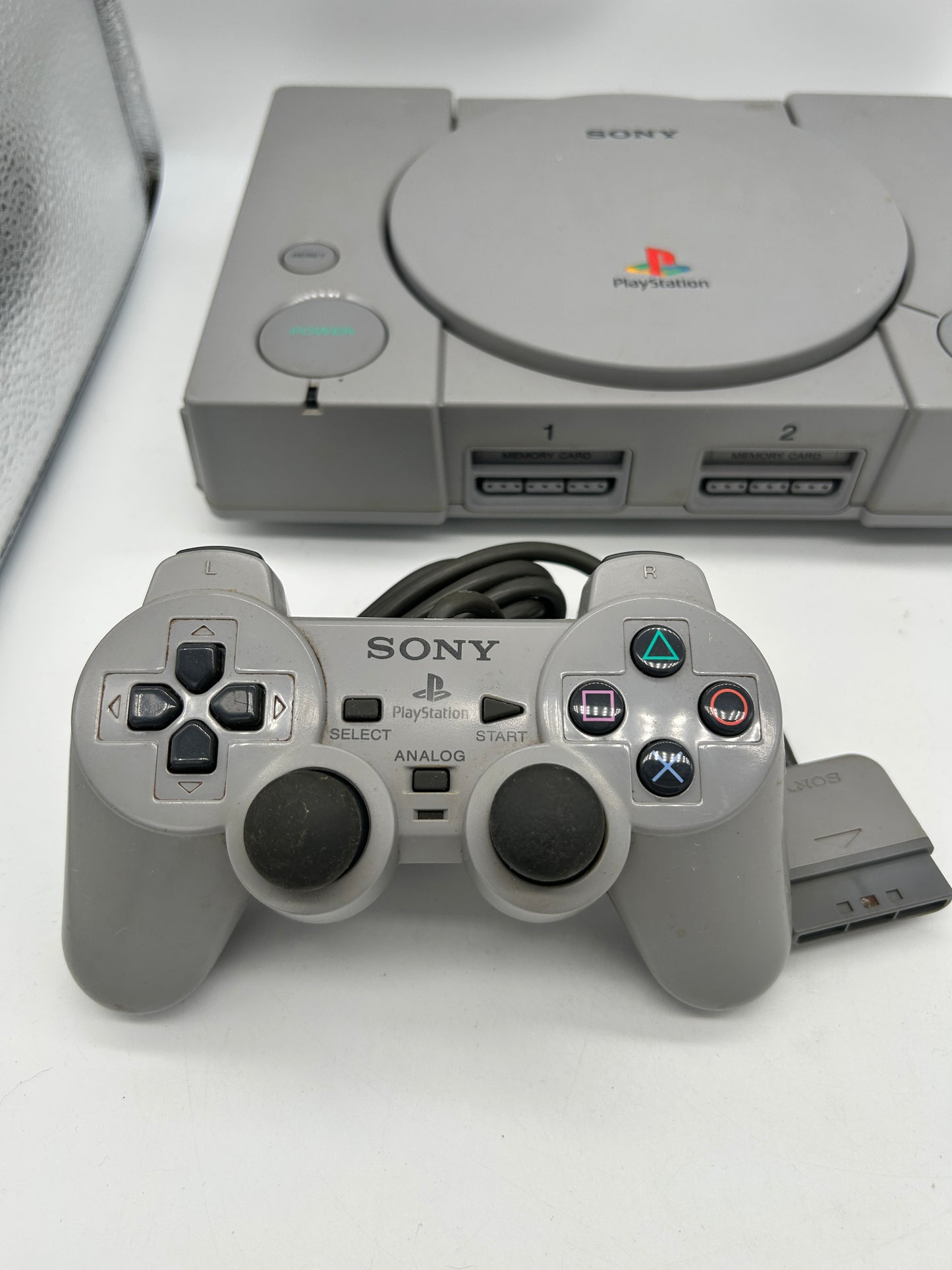 SONY PLAYSTATiON 1 [PS1] CONSOLE | ORiGiNALE GRiSE | SCPH-5501