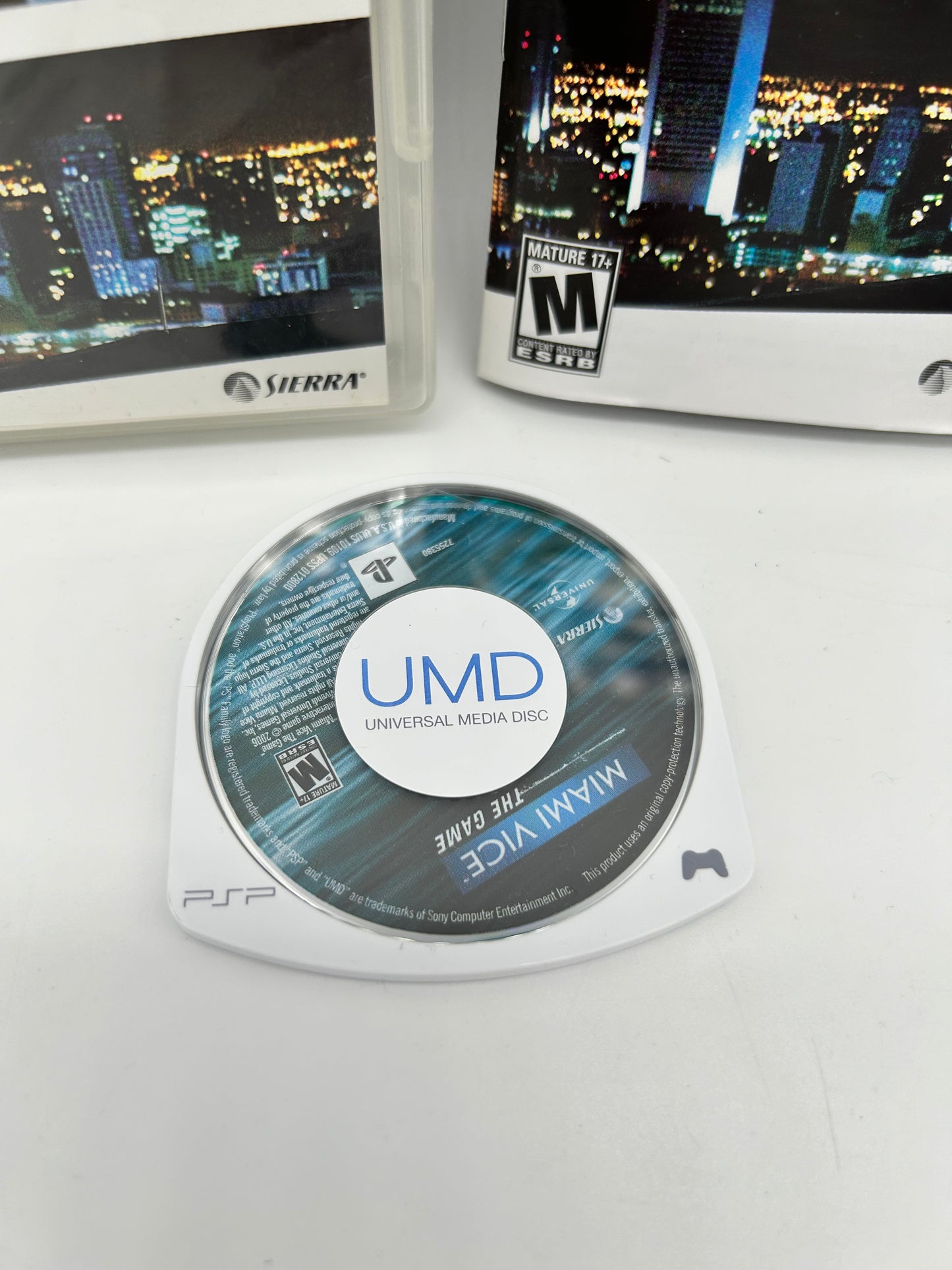 SONY PLAYSTATiON PORTABLE [PSP] | MiAMi ViCE THE GAME