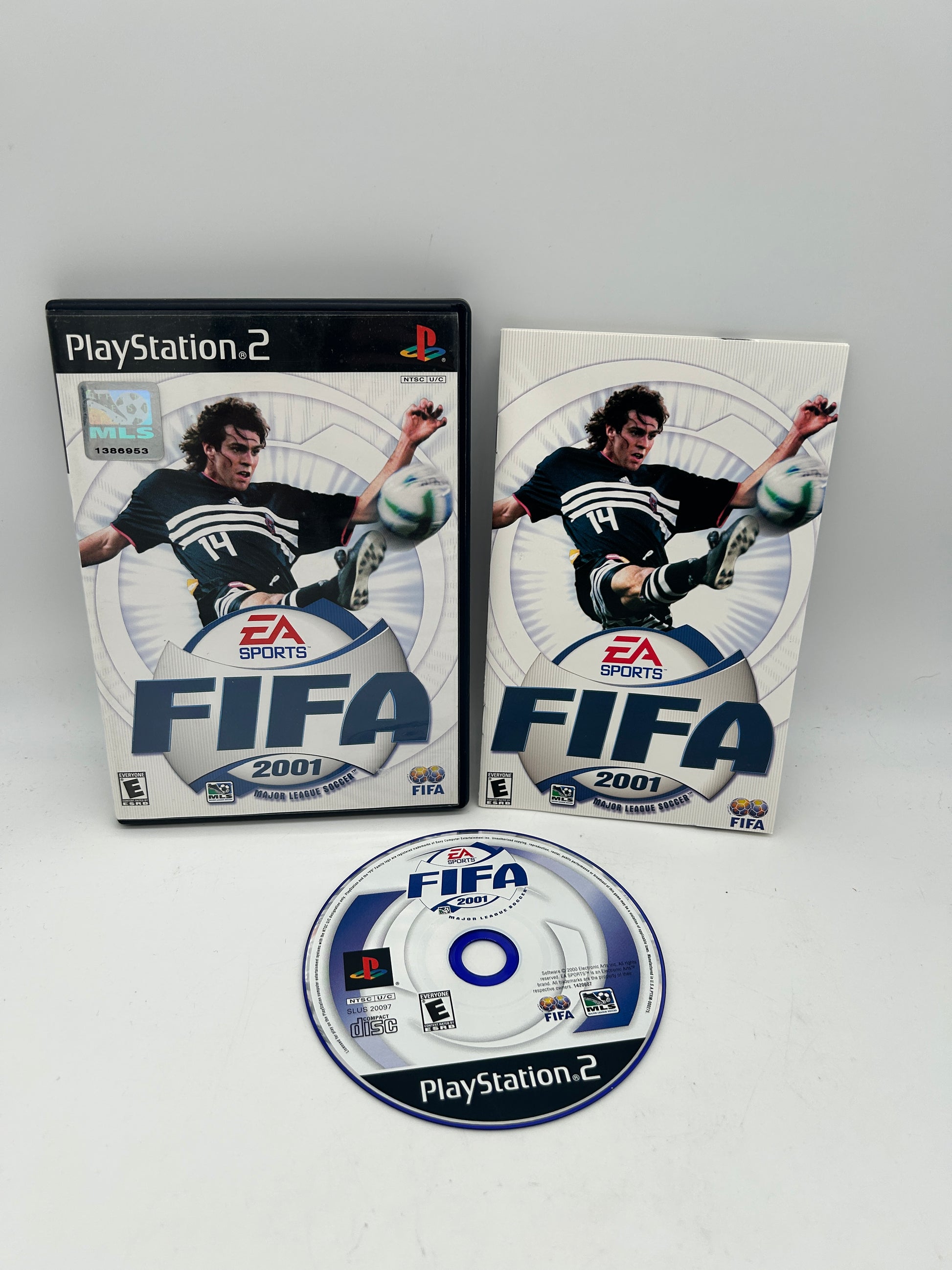 PiXEL-RETRO.COM : SONY PLAYSTATION 2 (PS2) COMPLET CIB BOX MANUAL GAME NTSC FIFA SOCCER 2001