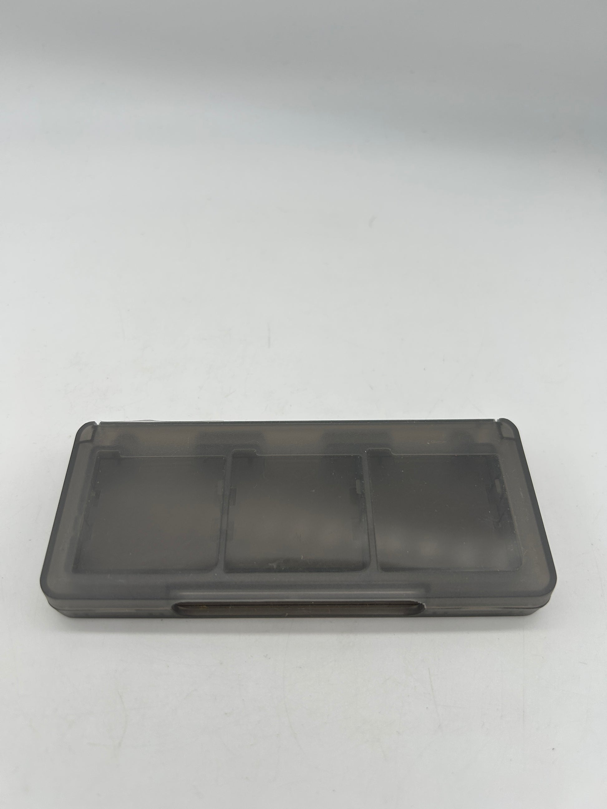 PiXEL-RETRO.COM : NINTENDO DS CARRYING CASE FOR 6 GAMES