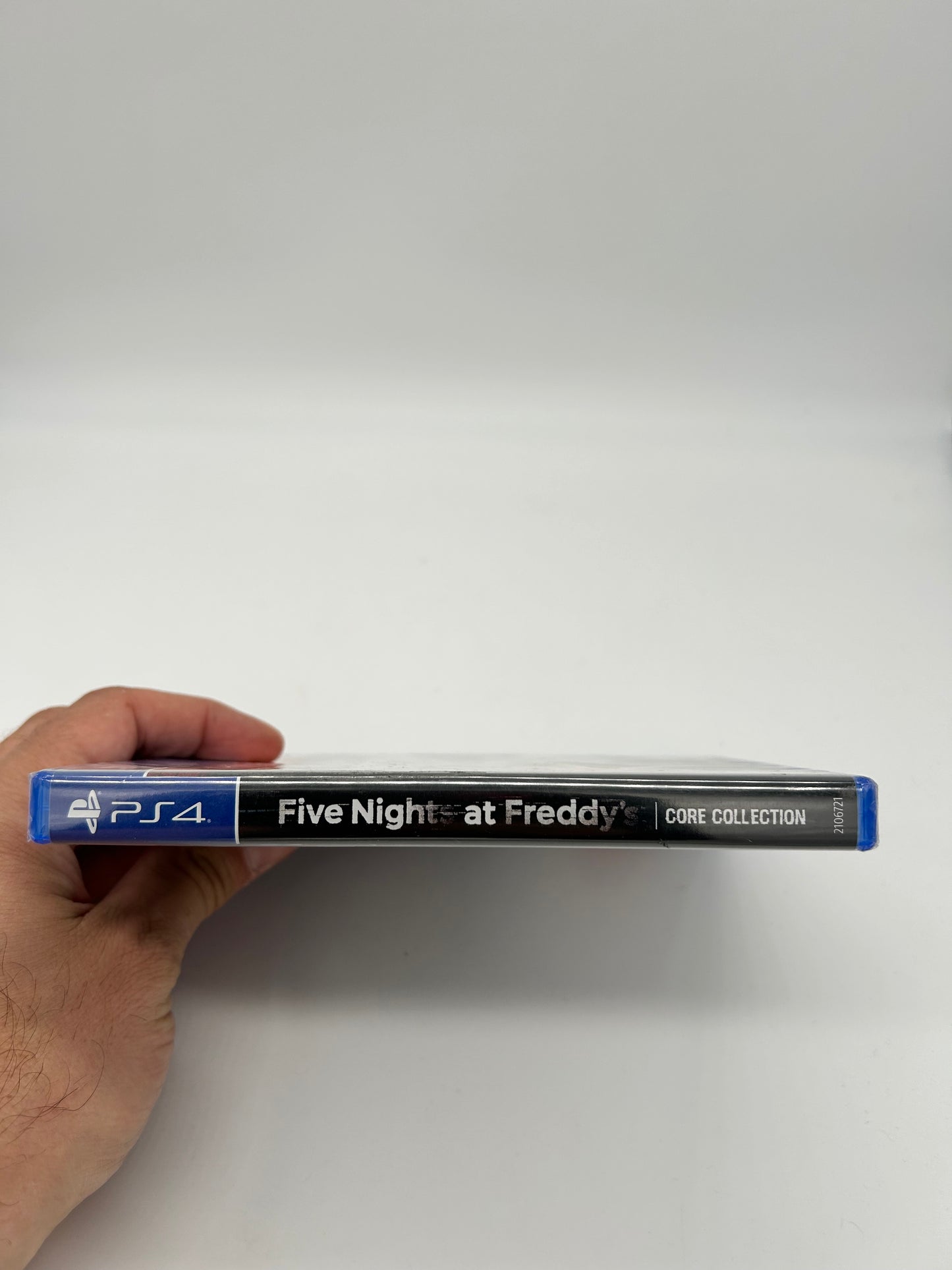 SONY PLAYSTATiON 4 [PS4] | FiVE NiGHTS AT FREDDYS | CORE COLLECTiON