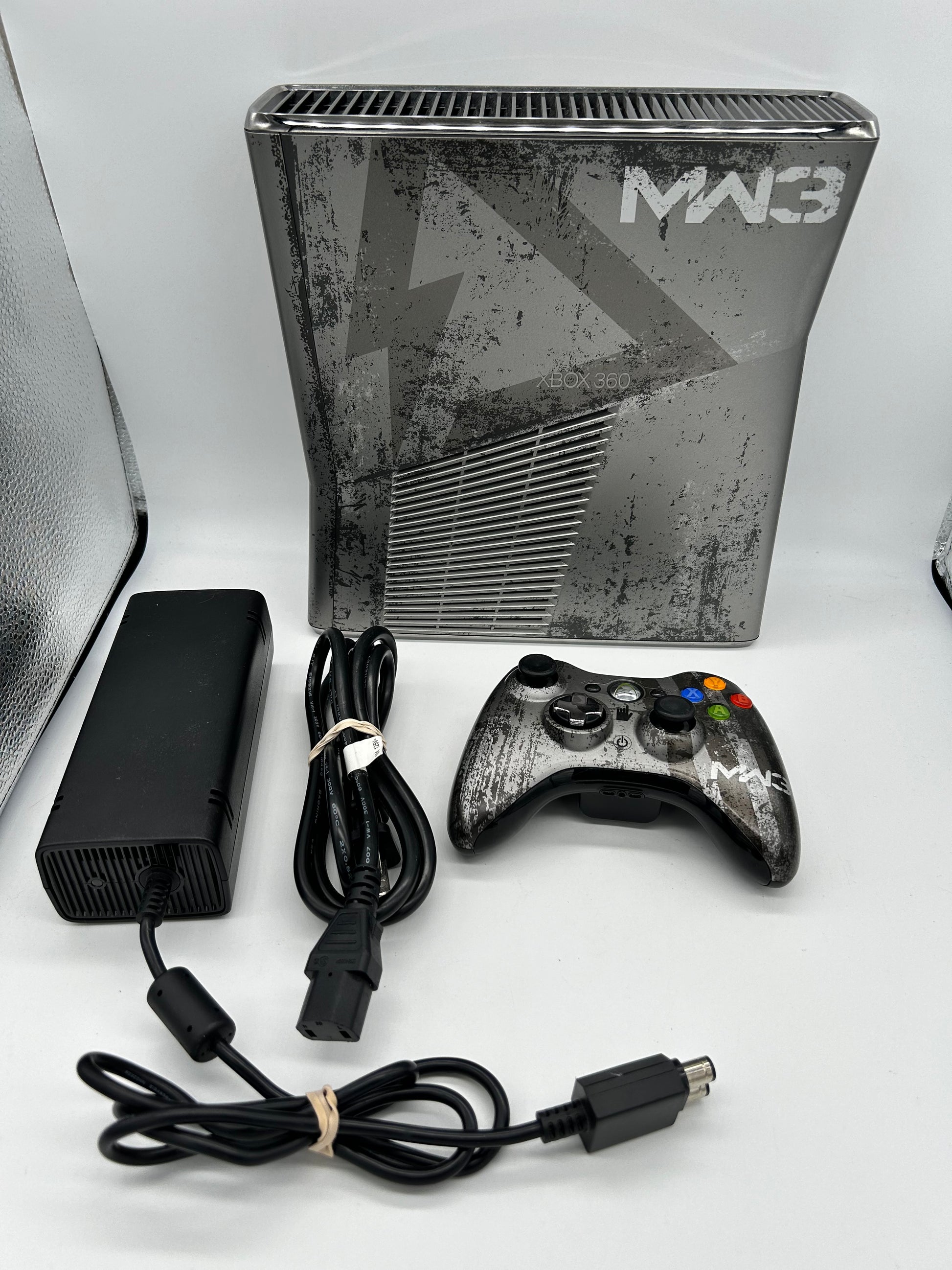 PiXEL-RETRO.COM : MICROSOFT XBOX 360 SYSTEM CONSOLE, CONTROLLER, POWER SUPPLY NTSC S MODEL 1439 CALL OF DUTY MODERN WARFARE 3 MW3 LIMITED EDITION