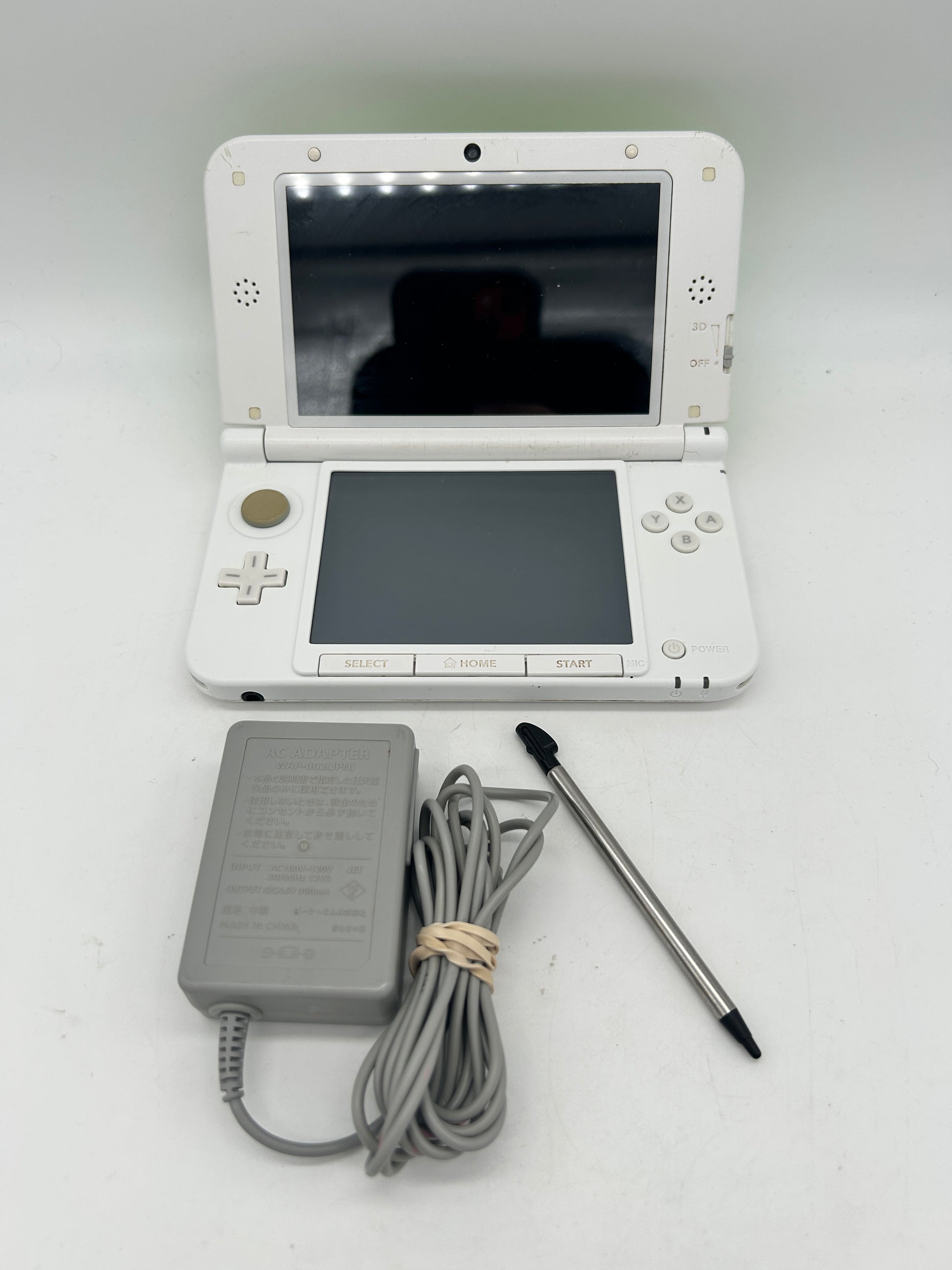 PiXEL-RETRO.COM : nintendo 3ds XL YOSHI SPR-001 