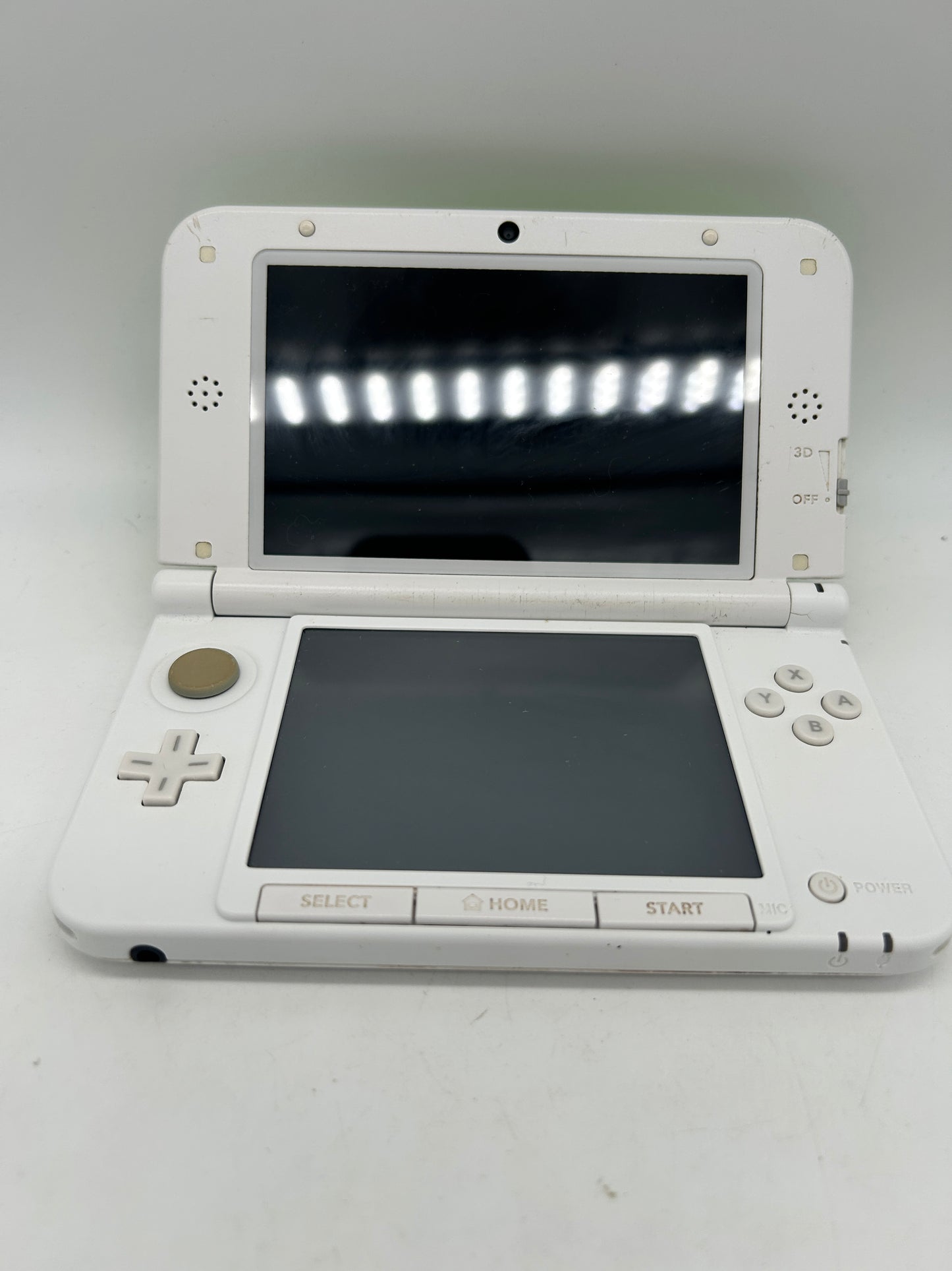 NINTENDO 3DS XL CONSOLE | MODEL YOSHI SPR-001(USA)