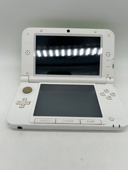 NINTENDO 3DS XL CONSOLE | MODEL YOSHI SPR-001(USA)