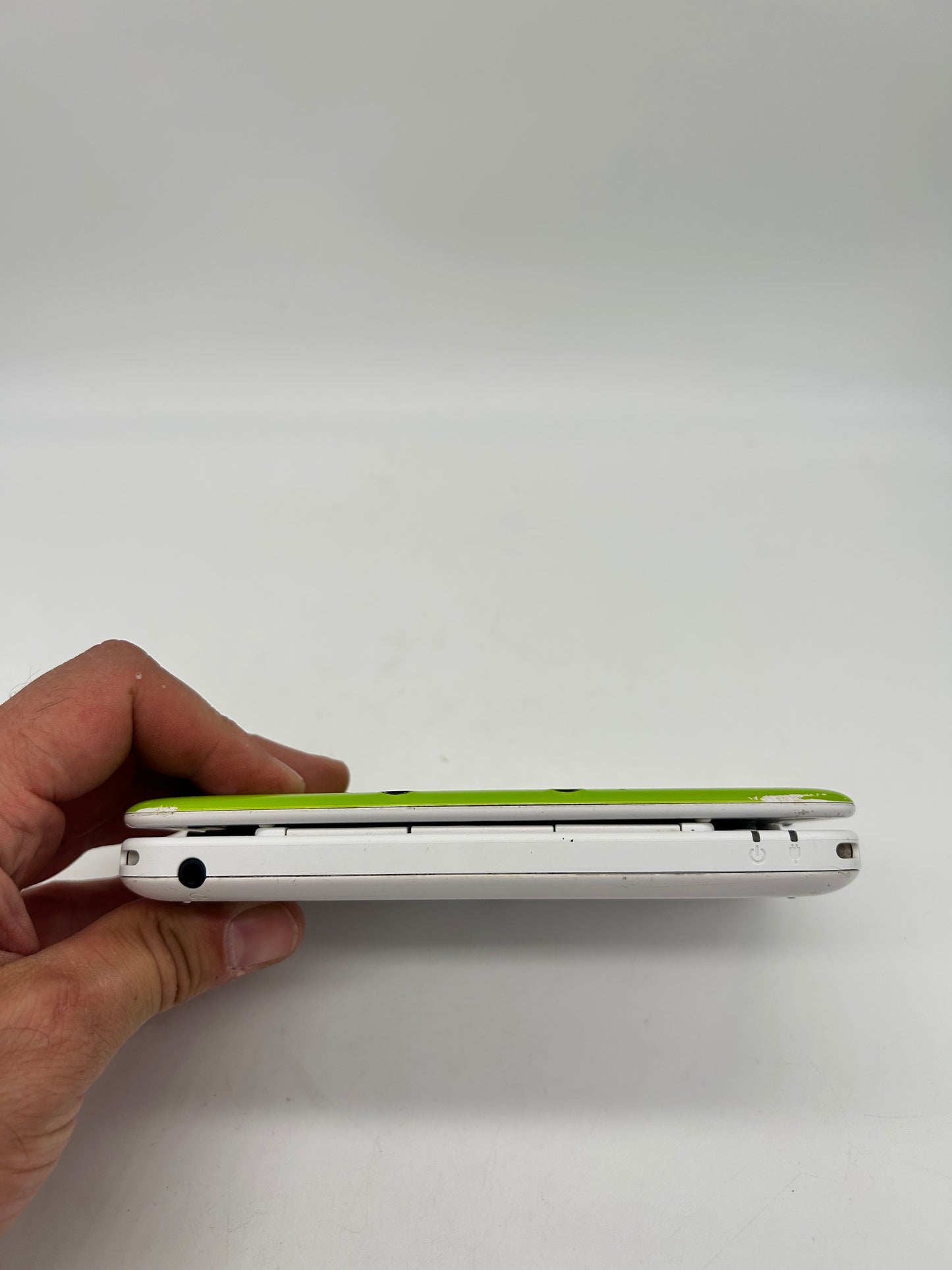 NINTENDO 3DS XL CONSOLE | MODEL YOSHI SPR-001(USA)