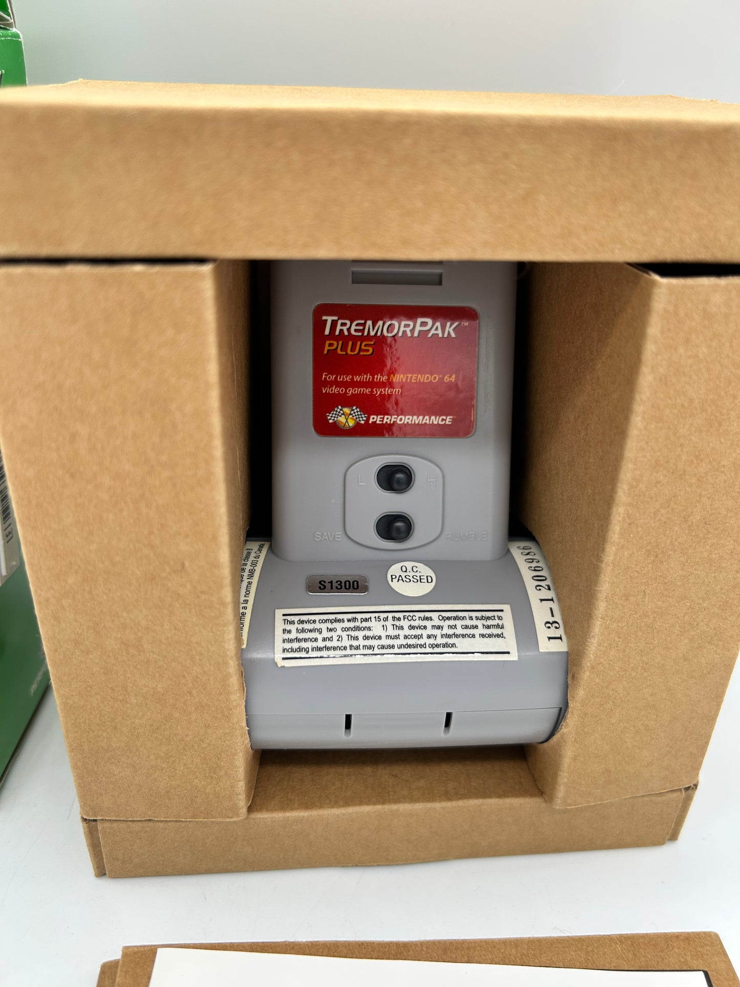 NiNTENDO 64 [N64] | RUMBLE PAK TREMORPAK PLUS PERFORMANCE MEMORY CARD