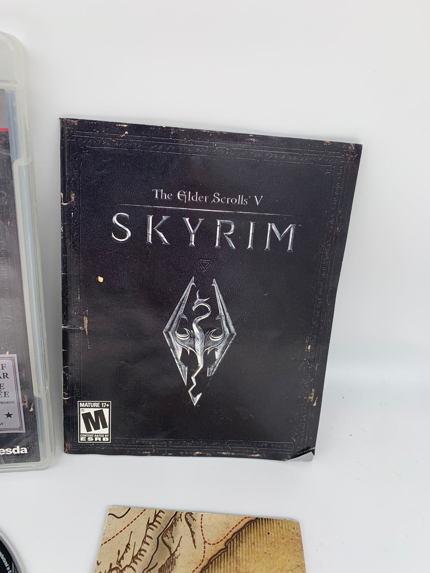 SONY PLAYSTATiON 3 [PS3] | THE ELDER SCROLLS V SKYRiM | GAME OF THE YEAR EDiTiON