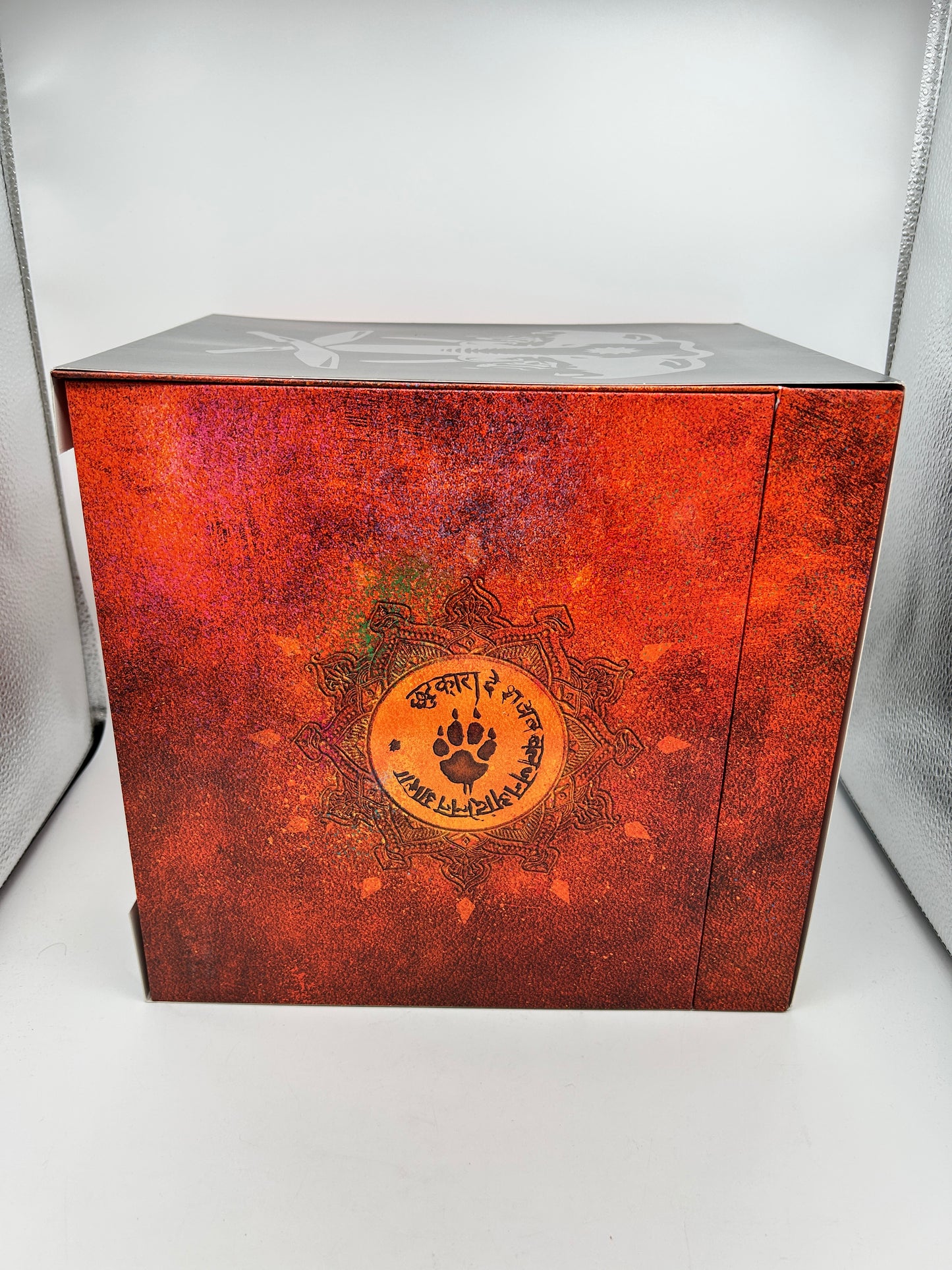 UBi COLLECTiBLES FAR CRY 4 XBOX ONE | KYRAT EDiTiON PANGAN MIN ON AN ELEPHANT THRONE