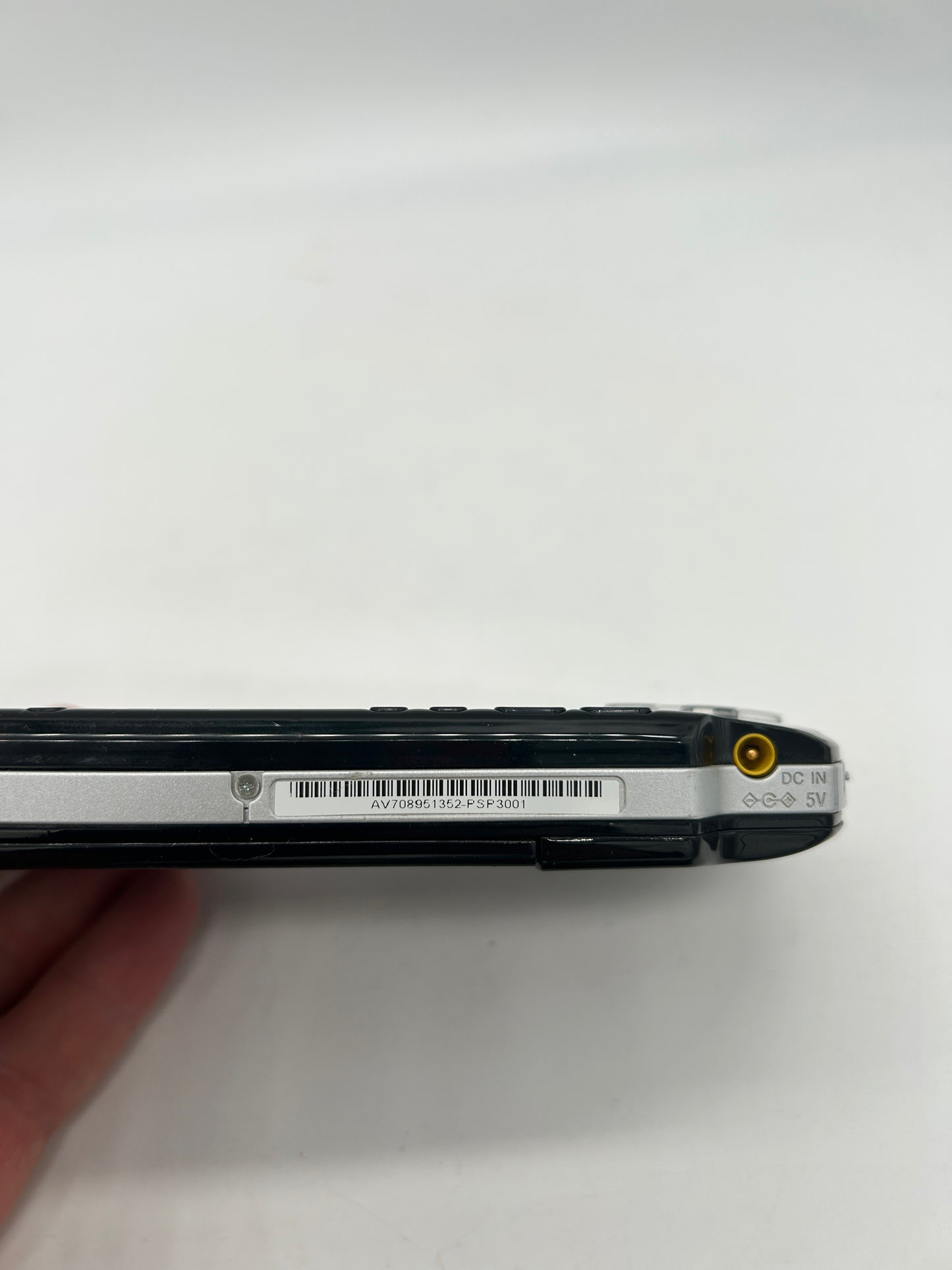 SONY PLAYSTATiON PORTABLE [PSP] CONSOLE | MODEL NOiRE BLACK PSP3001