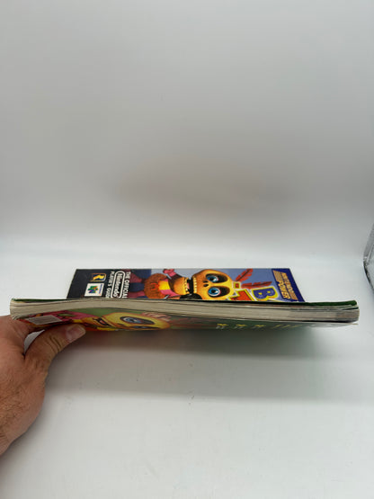 BANJO-TOOiE STRATEGY GUiDE NiNTENDO POWER PLAYERS