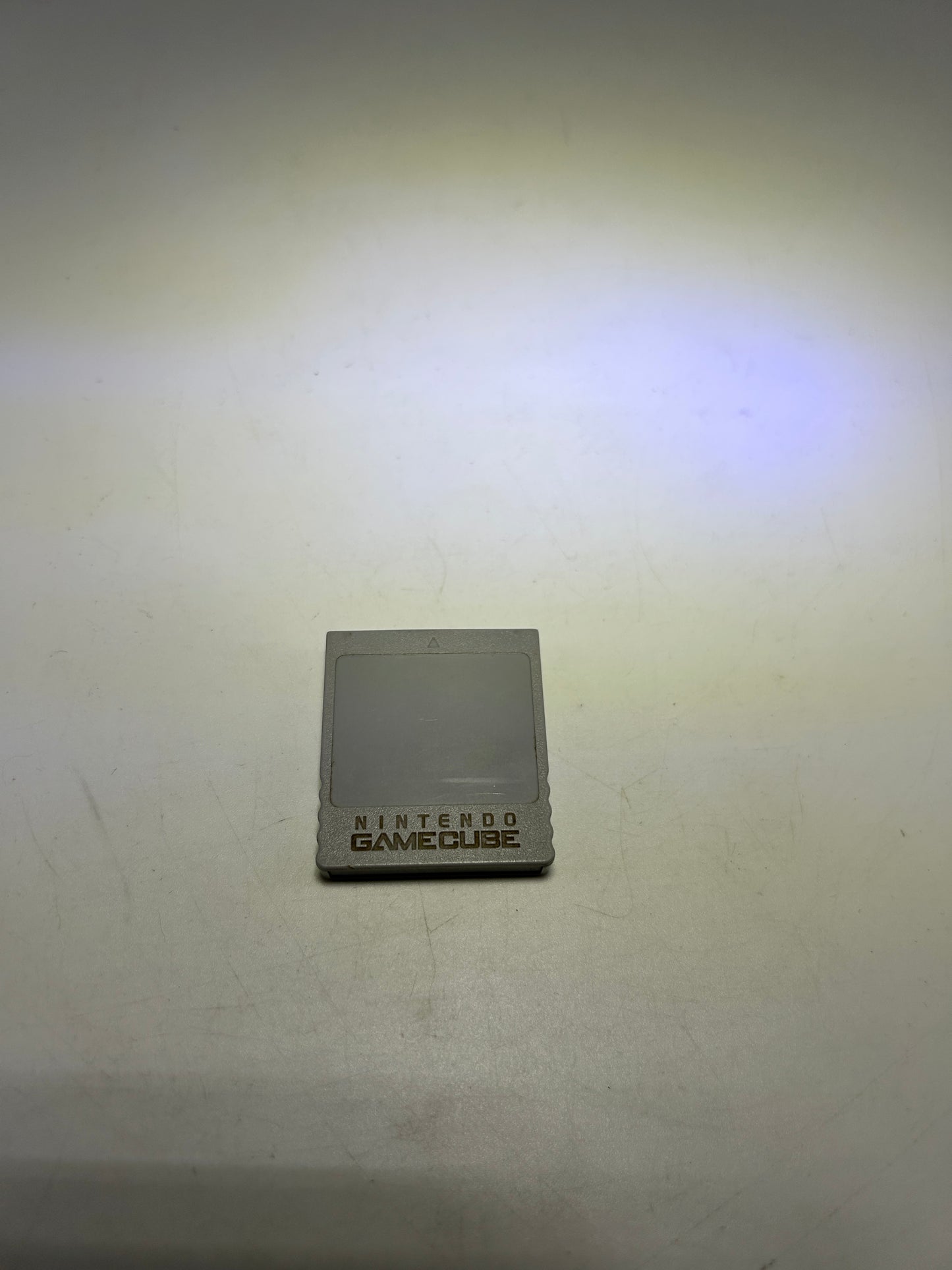 PiXEL-RETRO.COM : NINTENDO GAMECUBE (GC) MEMORY CARD 4MB NTSC DOL-008