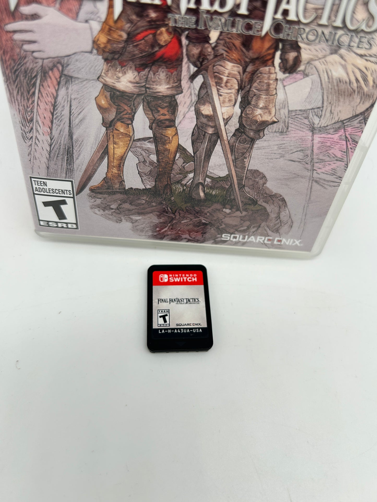 NiNTENDO SWiTCH | FiNAL FANTASY TACTiCS THE iVALiCE CHRONiCLES