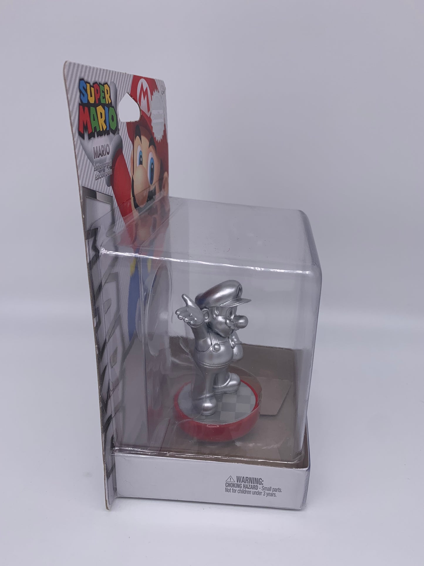 AMiiBO SUPER MARiO SERIES | MARiO SILVER EDiTiON (SILVER)