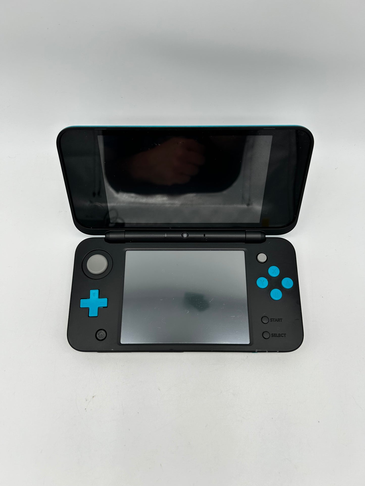 NiNTENDO DS NEW 2DS XL CONSOLE | BLACK AND TURQUOISE MODEL