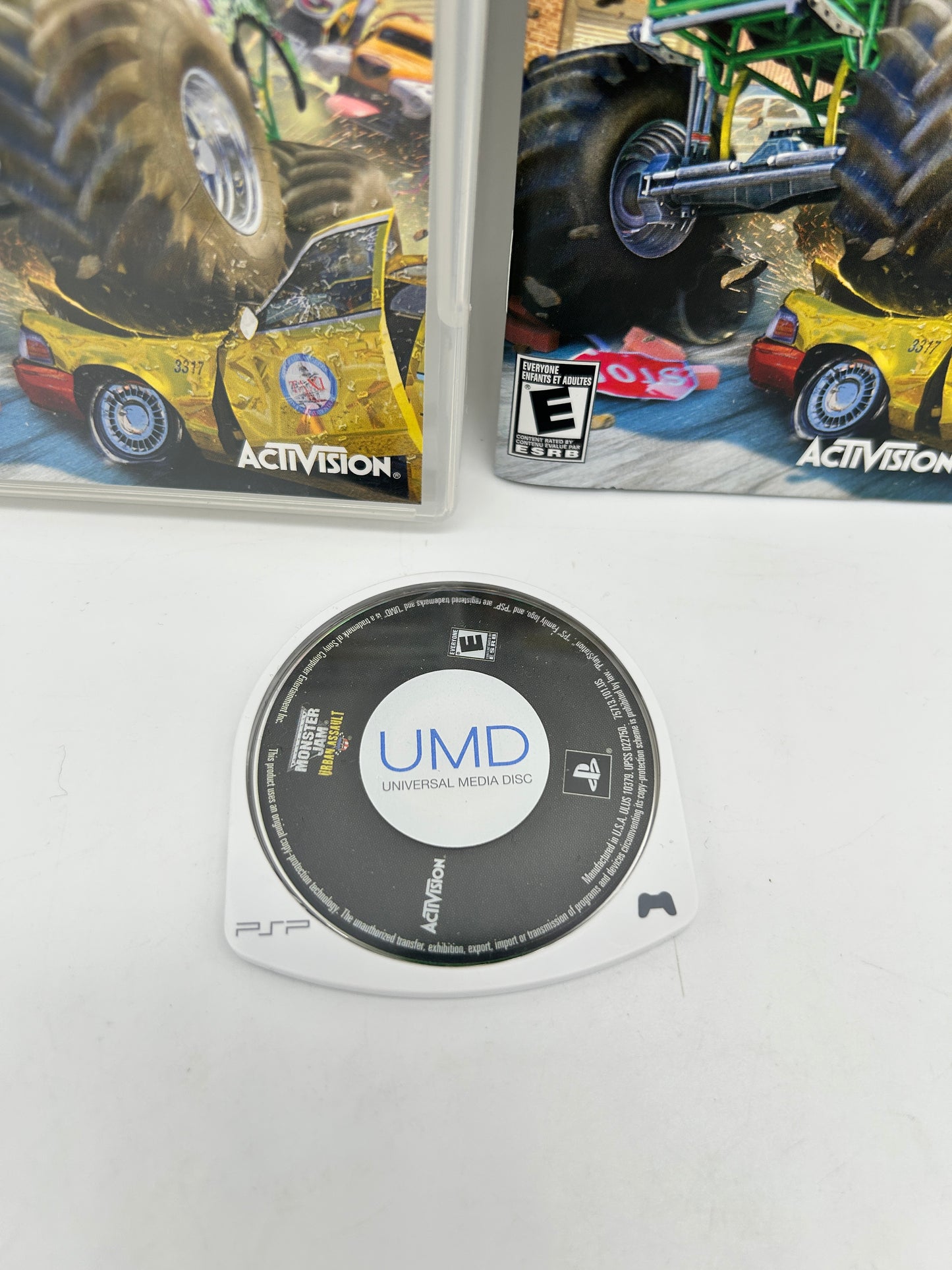 SONY PLAYSTATiON PORTABLE [PSP] | MONSTER JAM URBAN ASSAULT