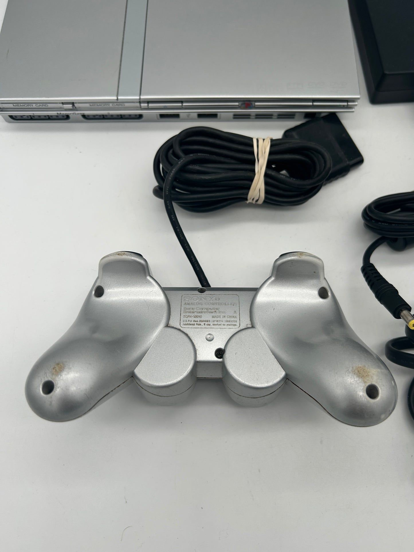 SONY PLAYSTATiON 2 [PS2] CONSOLE | ORiGiNALE THIN SILVER (SILVER PLATiNUM SLiM VERSiON) | SCPH-77001