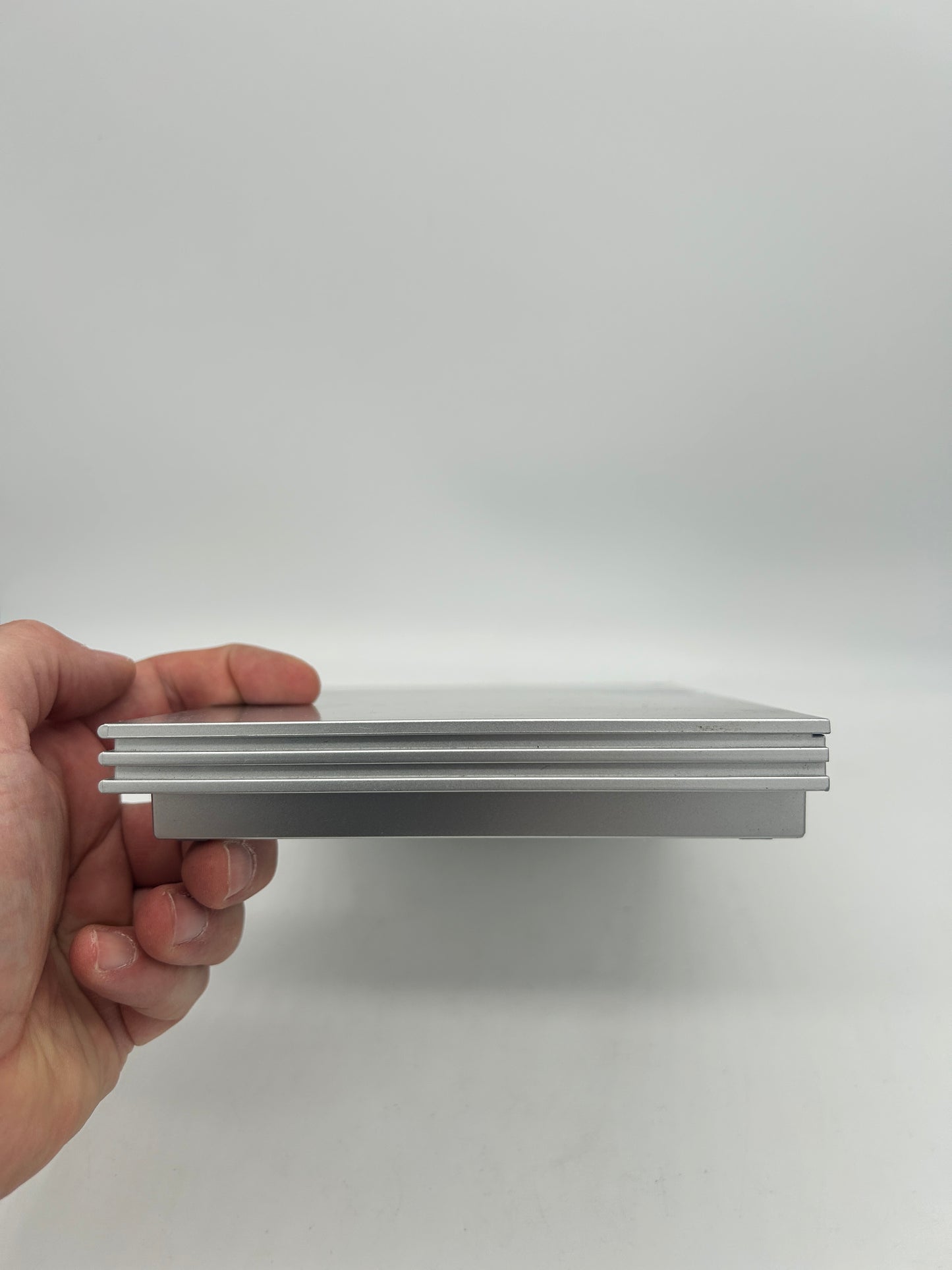 SONY PLAYSTATiON 2 [PS2] CONSOLE | ORiGiNALE THIN SILVER (SILVER PLATiNUM SLiM VERSiON) | SCPH-77001