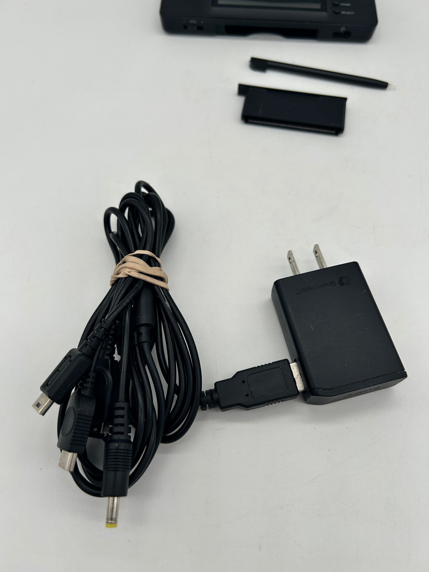 NINTENDO DS LiTE CONSOLE | METALLIC RED MODEL USG-001