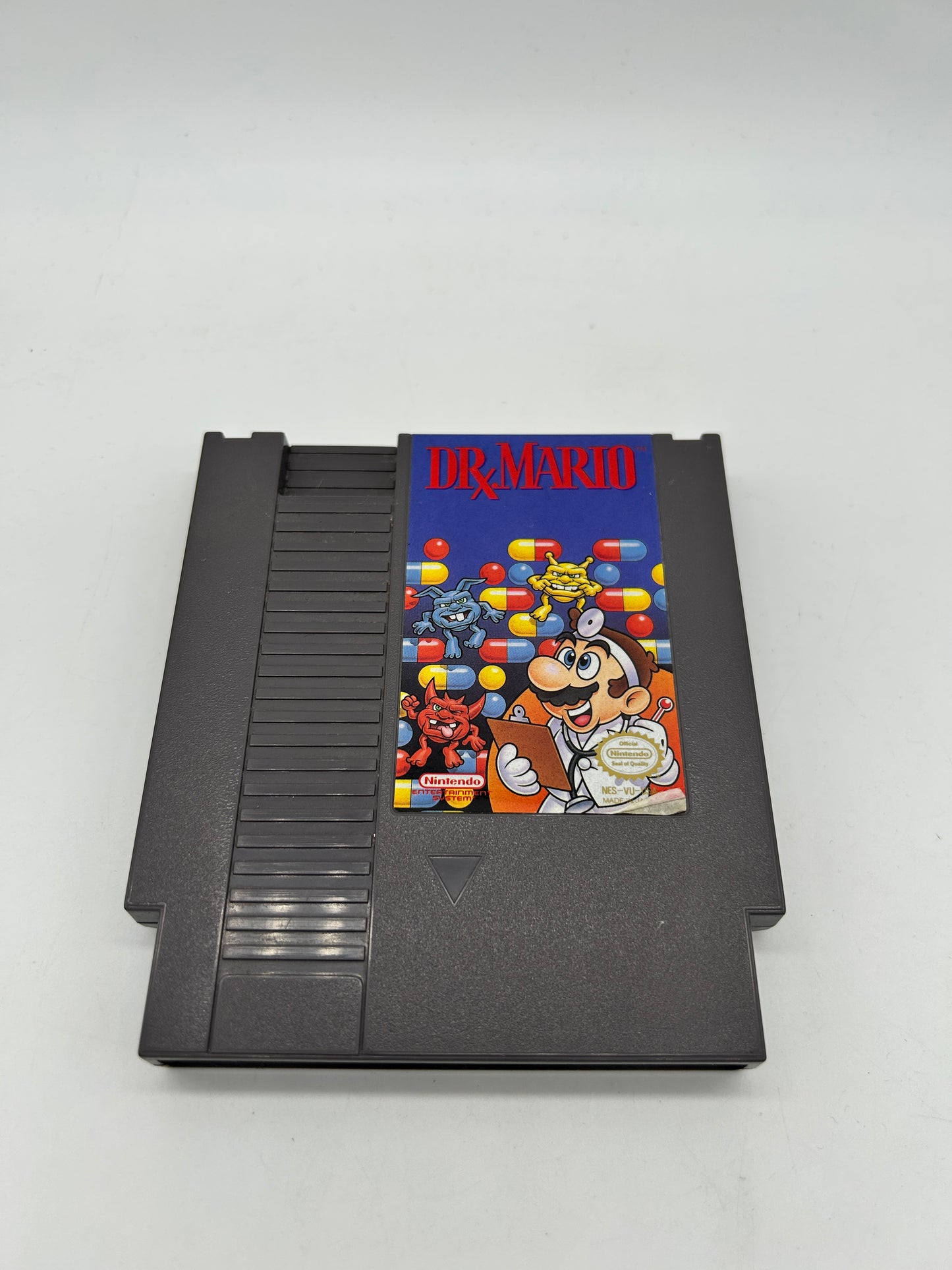 PiXEL-RETRO.COM : NINTENDO ENTERTAiNMENT SYSTEM (NES) DR. MARIO GAME NTSC