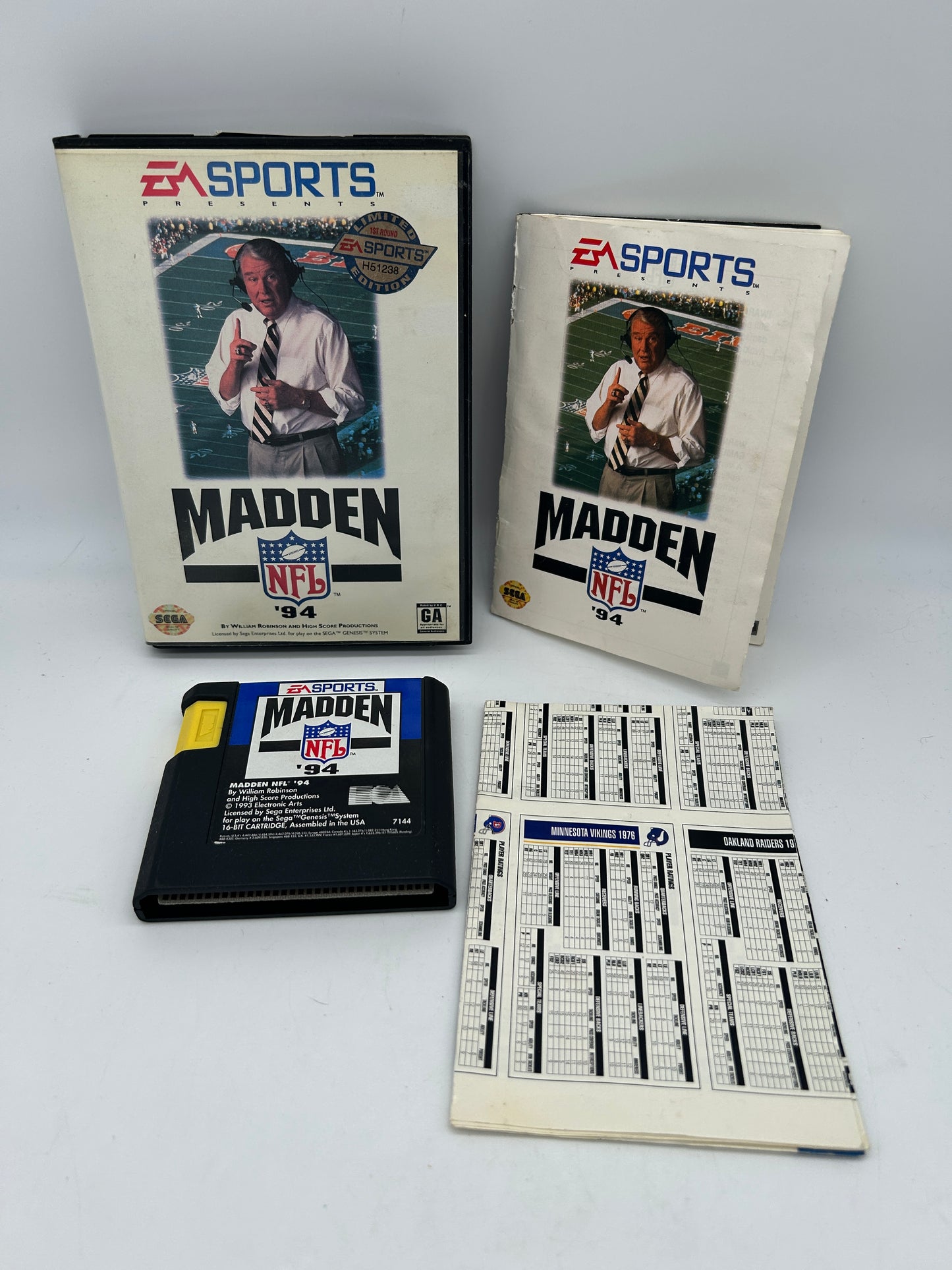 PiXEL-RETRO.COM : SEGA GENESIS (MEGA DRIVE) COMPLETE (CIB) GAME BOX INSTRUCTION MANUAL NTSC MADDEN NFL 94 LIMITED EDITION