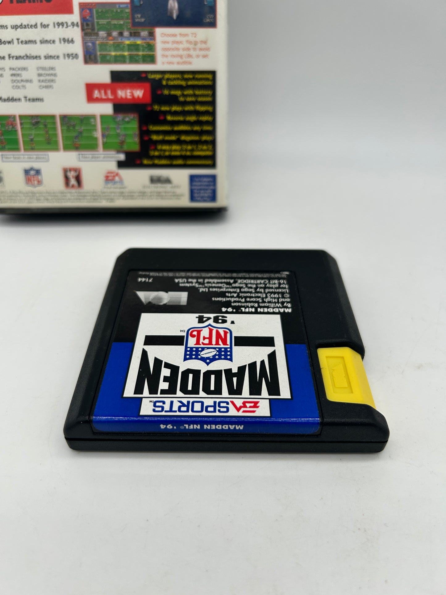 SEGA GENESiS | MADDEN NFL 94 | LIMITED EDiTiON