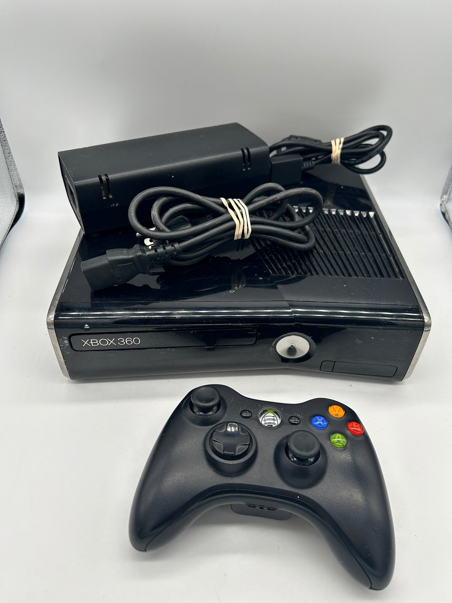 PiXEL-RETRO.COM : MICROSOFT XBOX 360 SYSTEM CONSOLE, CONTROLLER, POWER SUPPLY NTSC S MODEL 1439